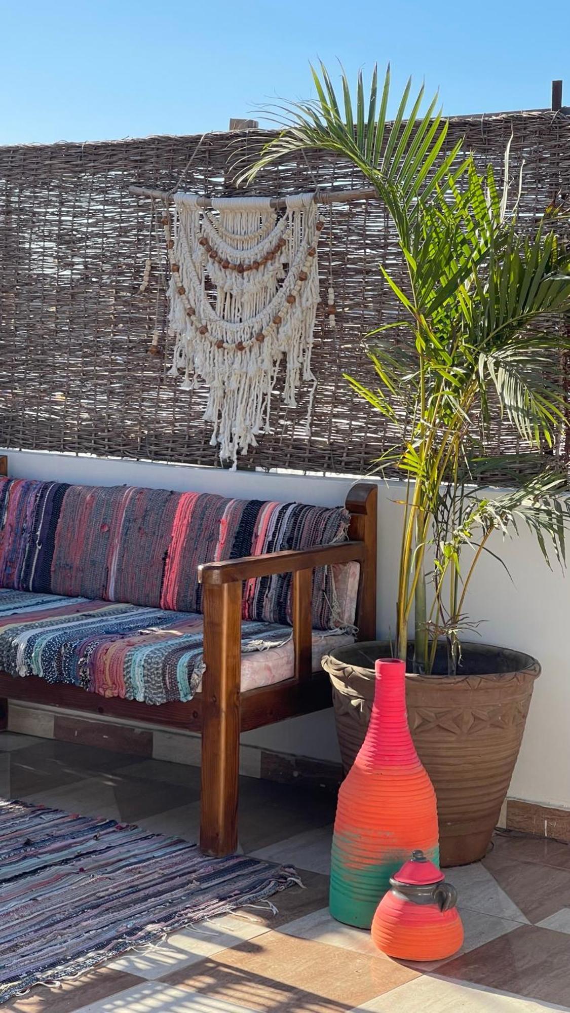 La Casa Guest house *