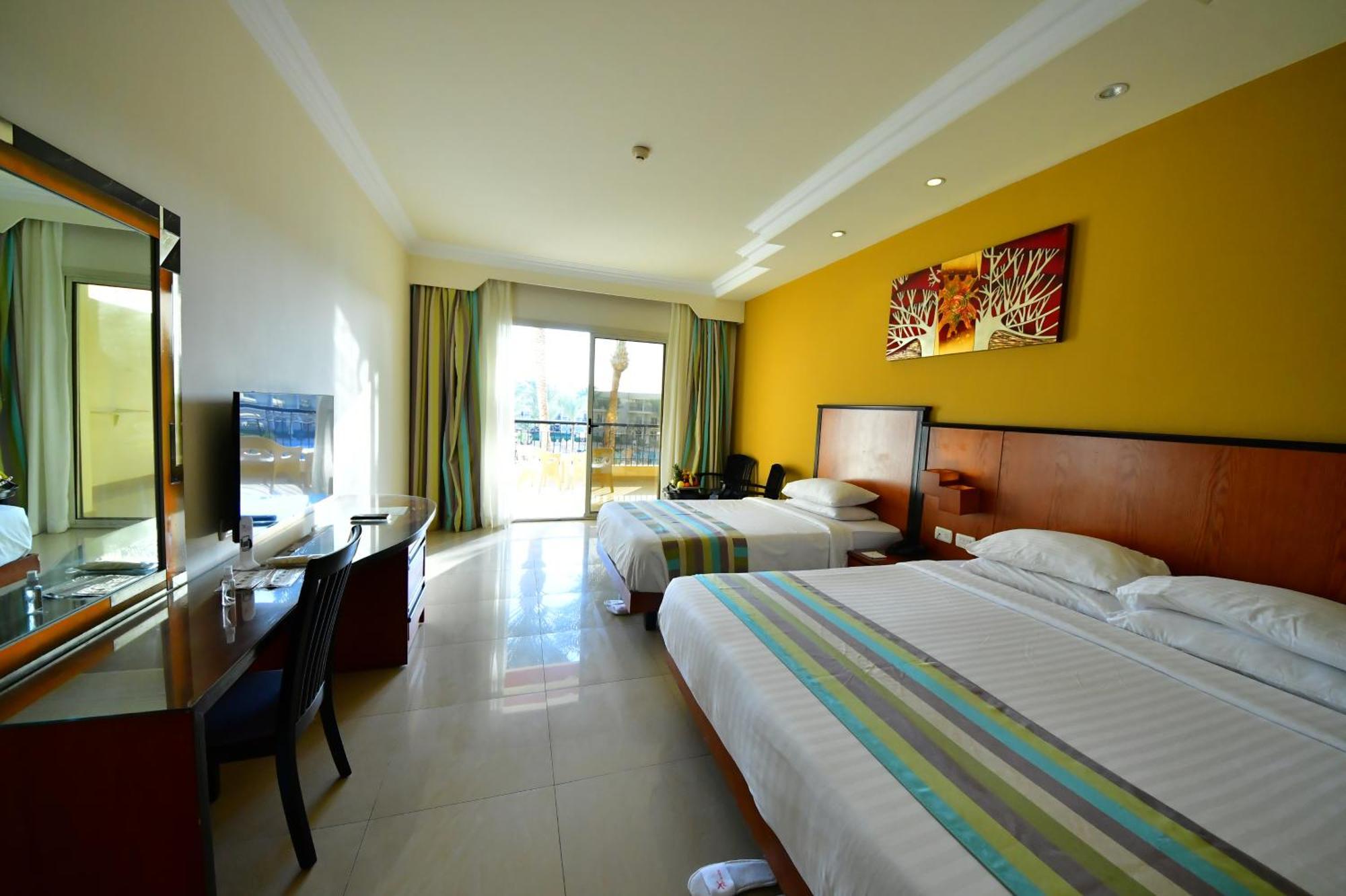 Xperience Kiroseiz Parkland Resort