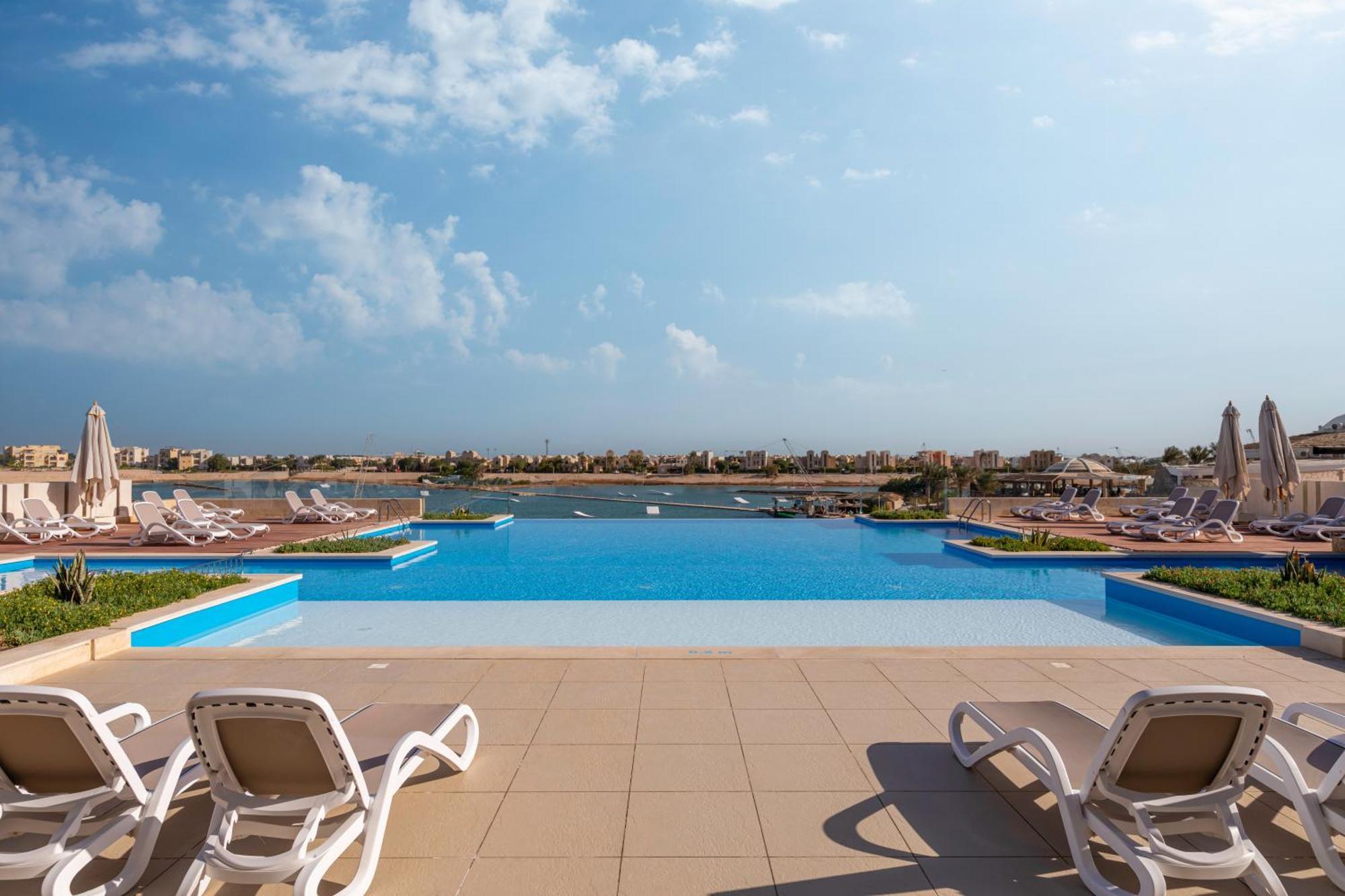 Creek And Residences El Gouna