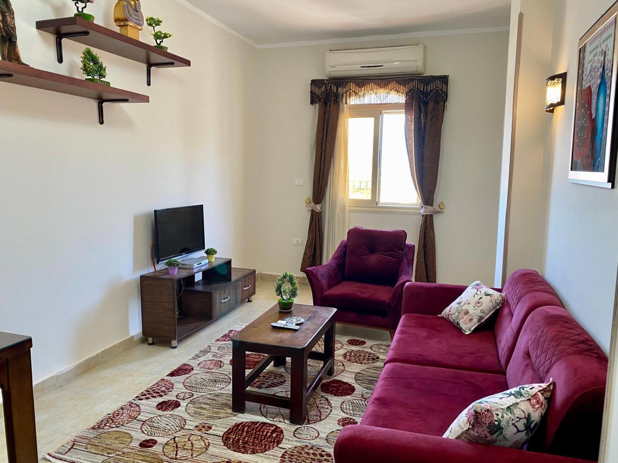 Charbel Aparthotel 3*