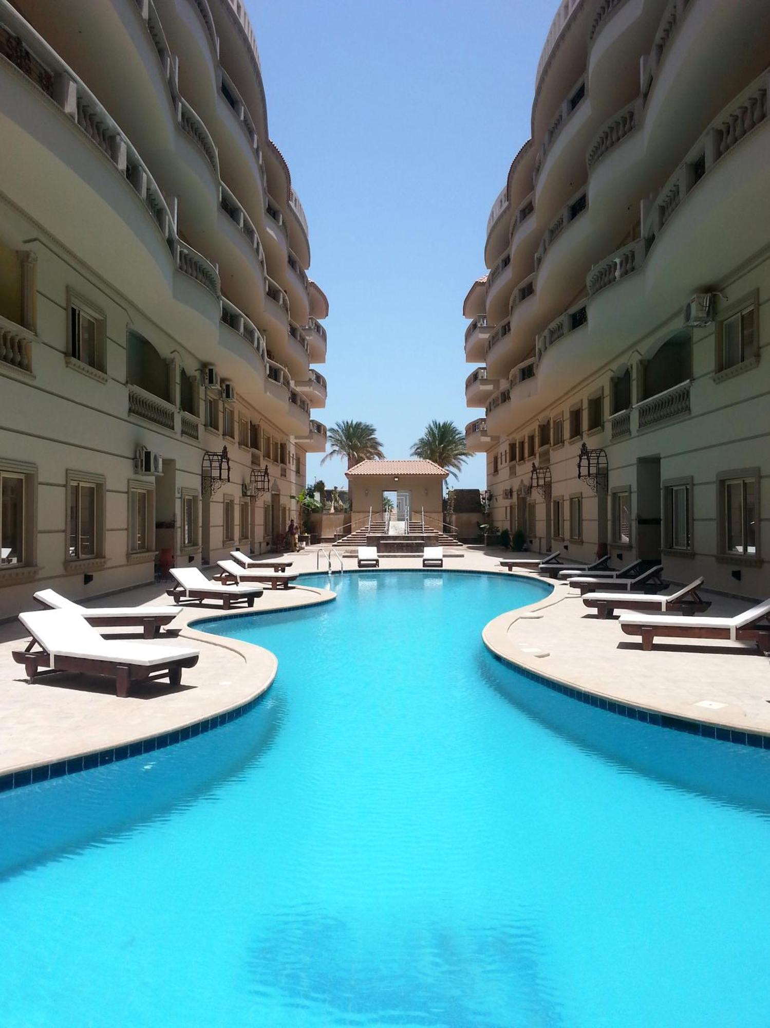 Aparthotel Nour Plaza النور بلازا