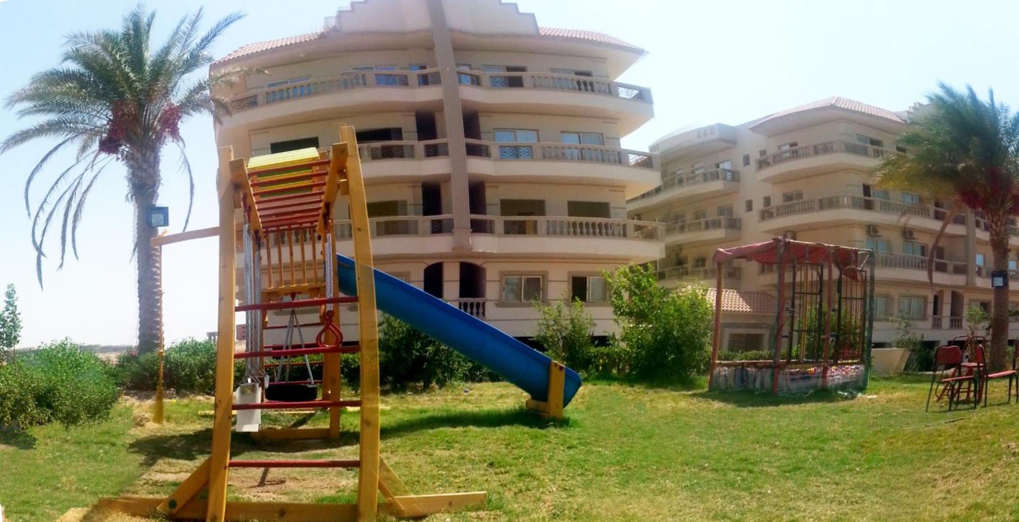 Nour Plaza النور بلازا 2*