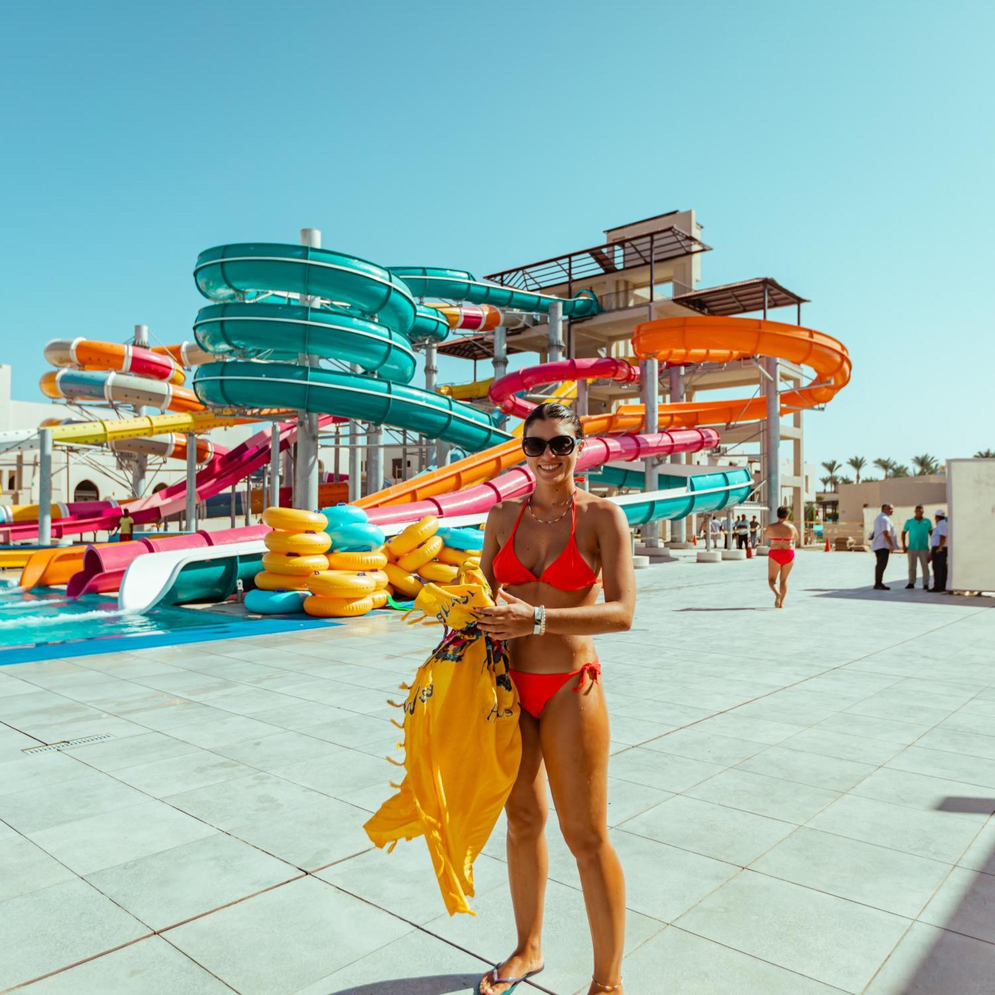Pickalbatros Oasis Complex 5*