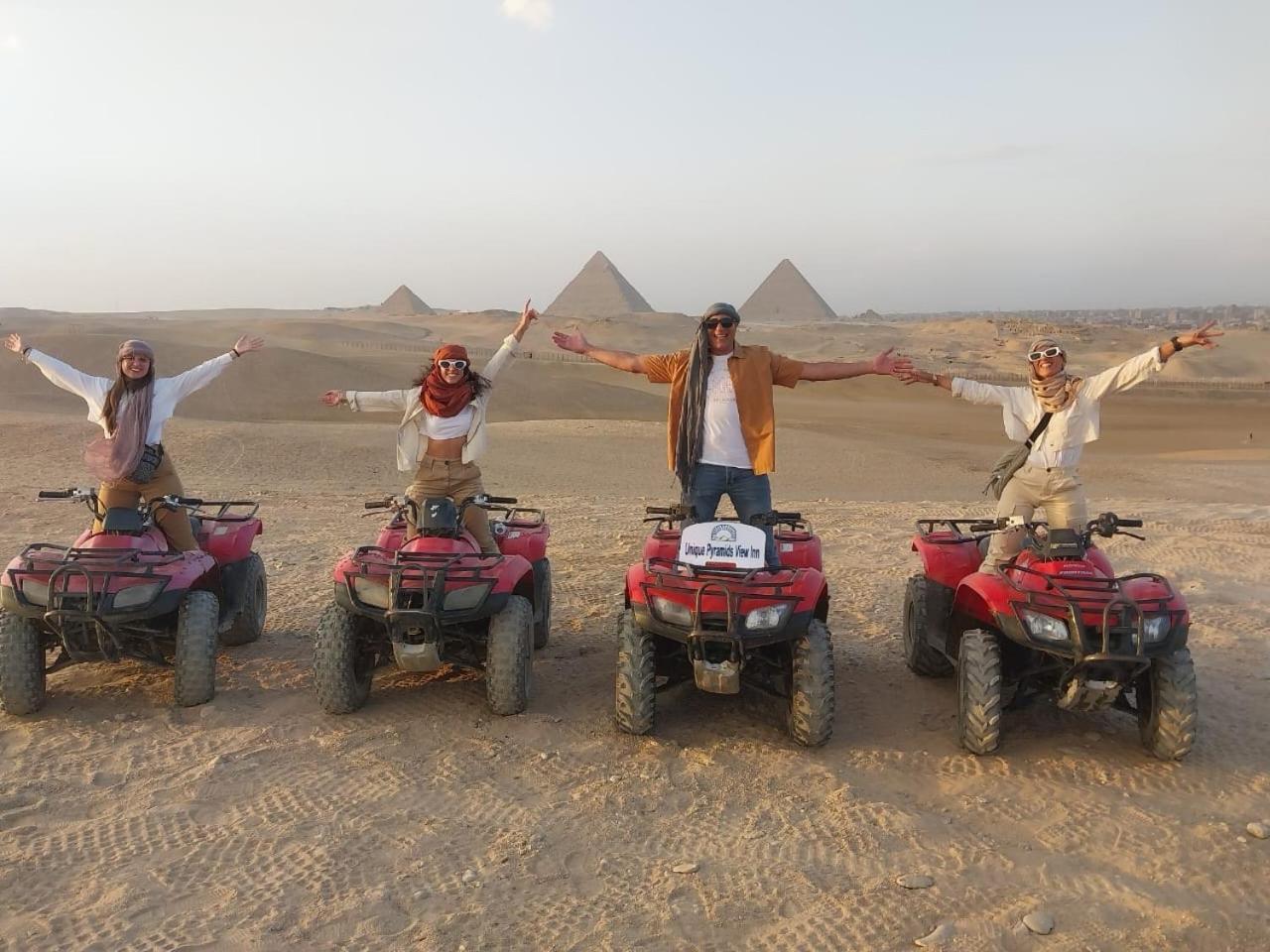 Guest house Unique Pyramids View Kafrat al Jabal