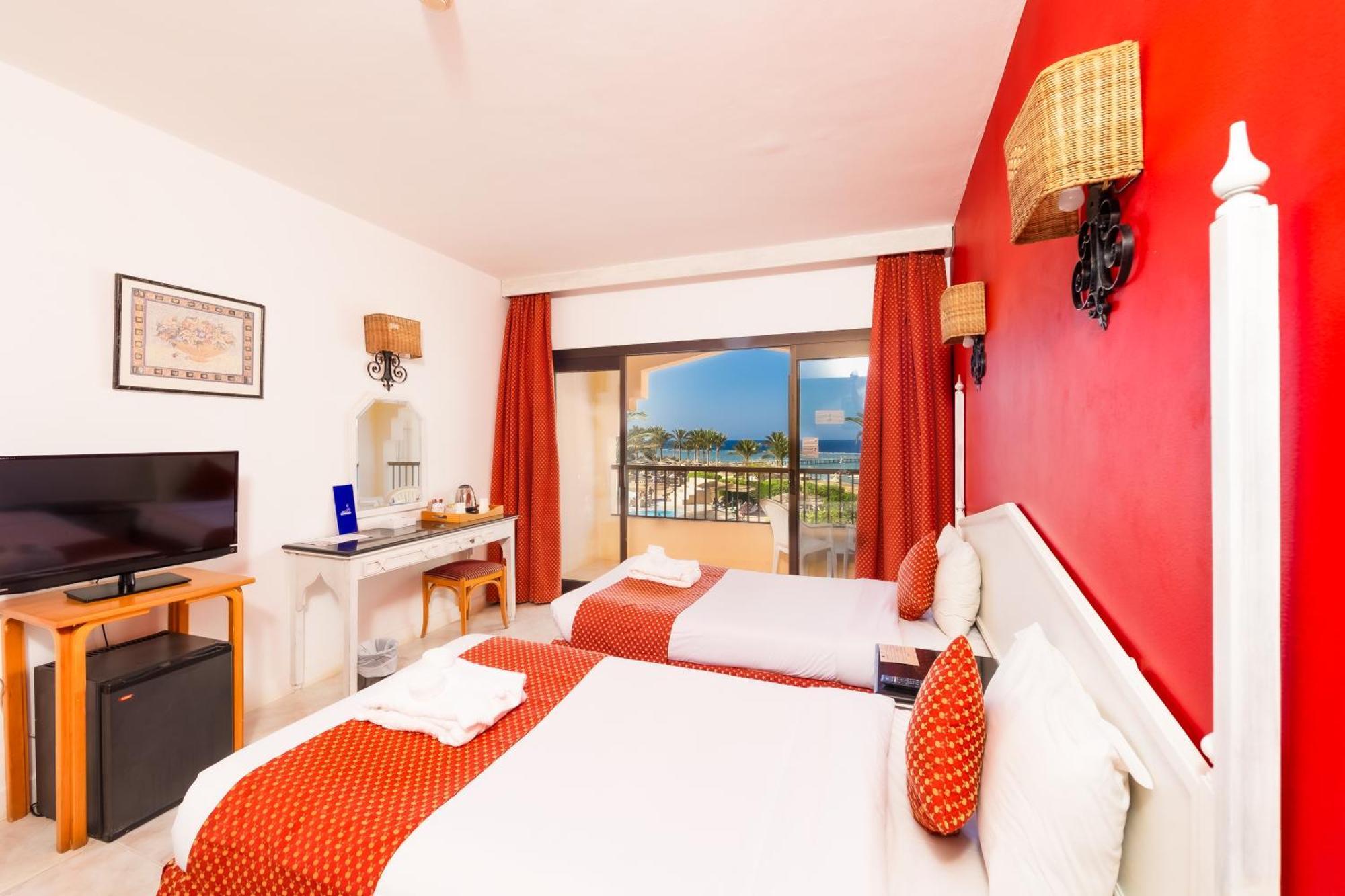 Flamenco & Quseir Resort 4*
