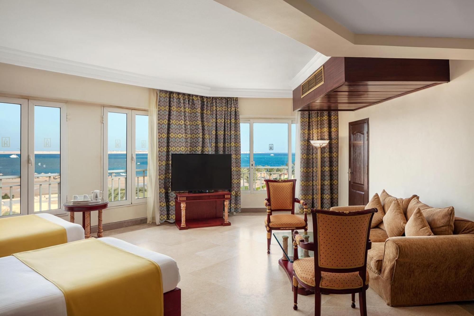 Palm Royale - 5* Soma Bay