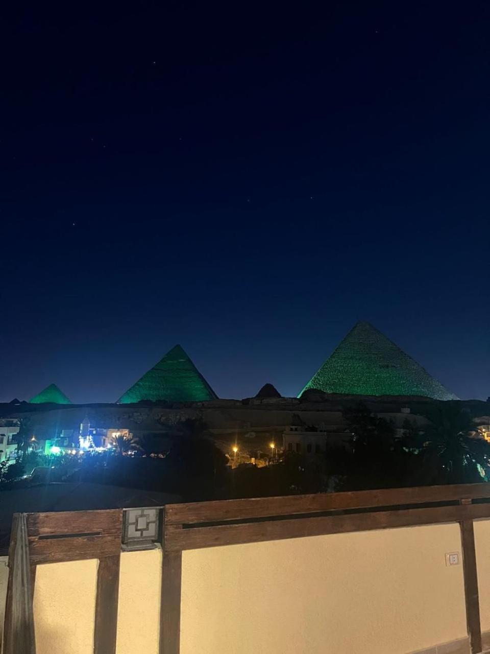 Inn Pyramids Era View