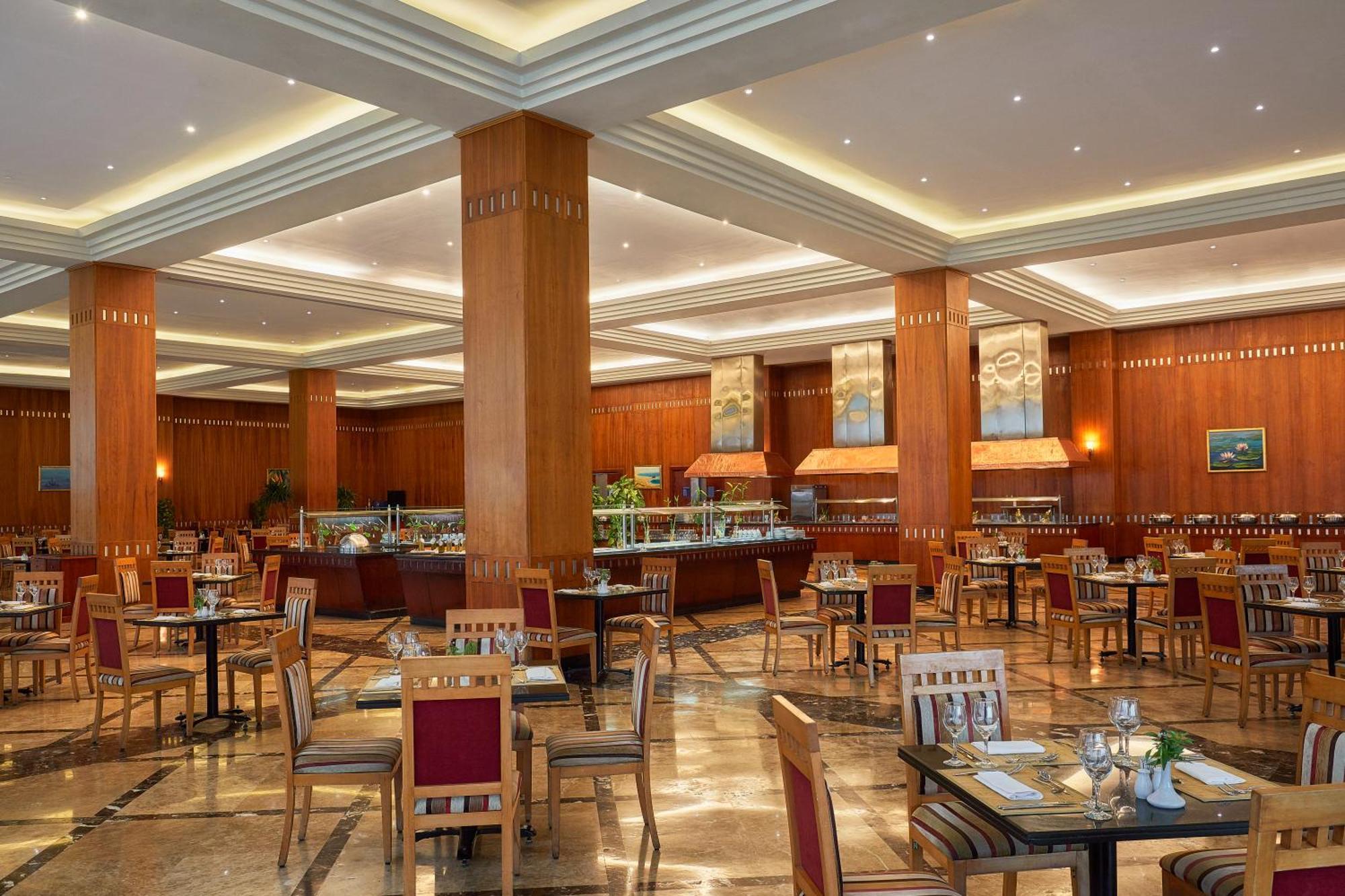 Jaz Grand Marsa Resort 5*