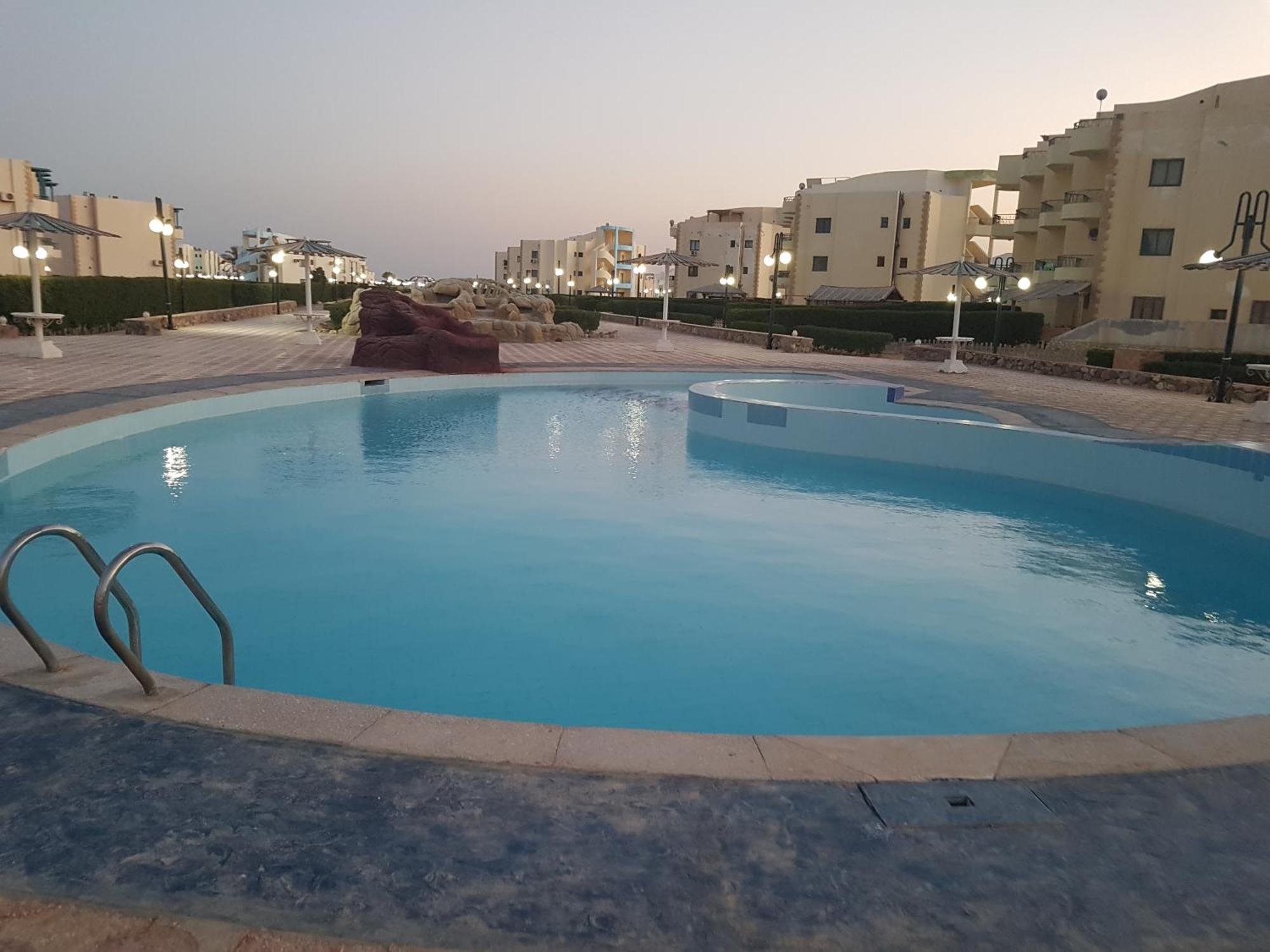 Golden 1 For Family * Ras Sedr