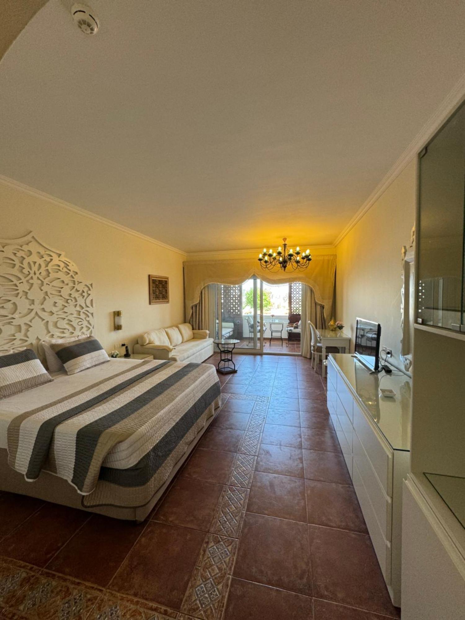 Prestige 52 - Luxury Sea View At Coral Bay