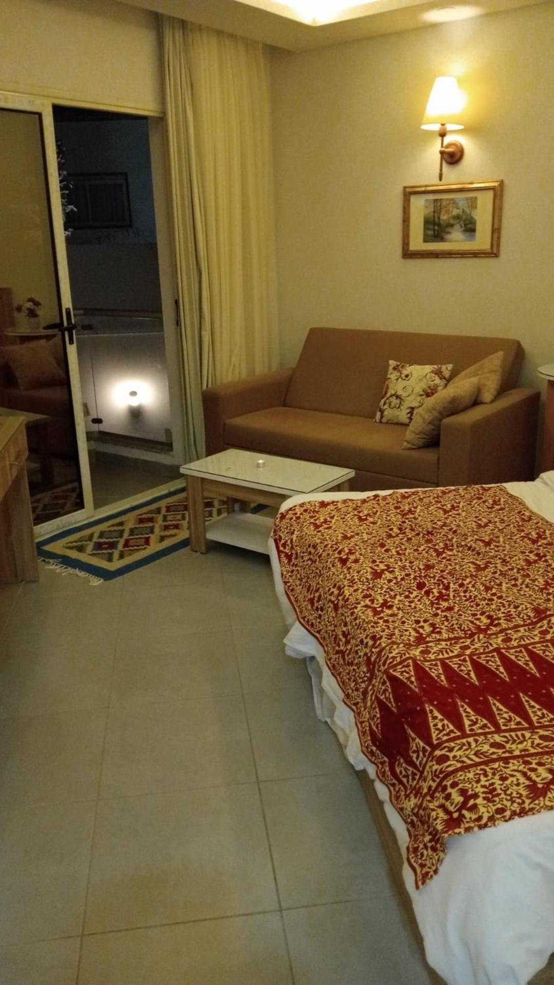 The Comfortable Palace Hotel