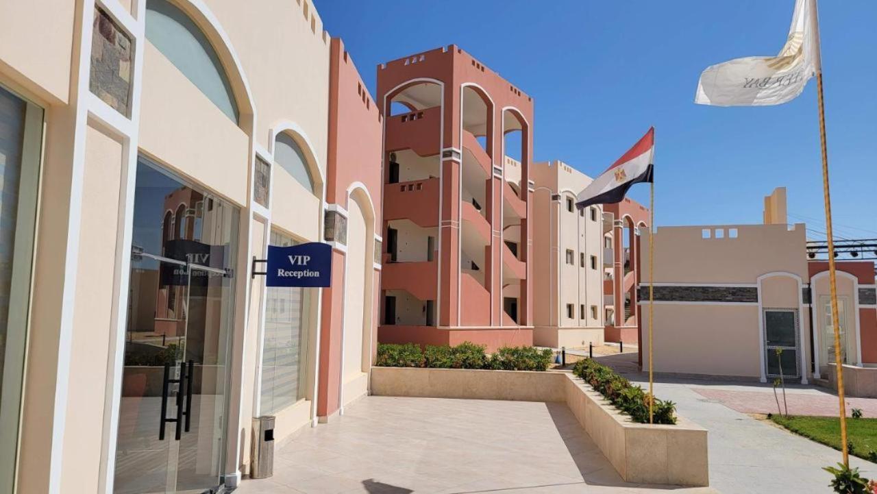 Oyster Bay Abu Dabab