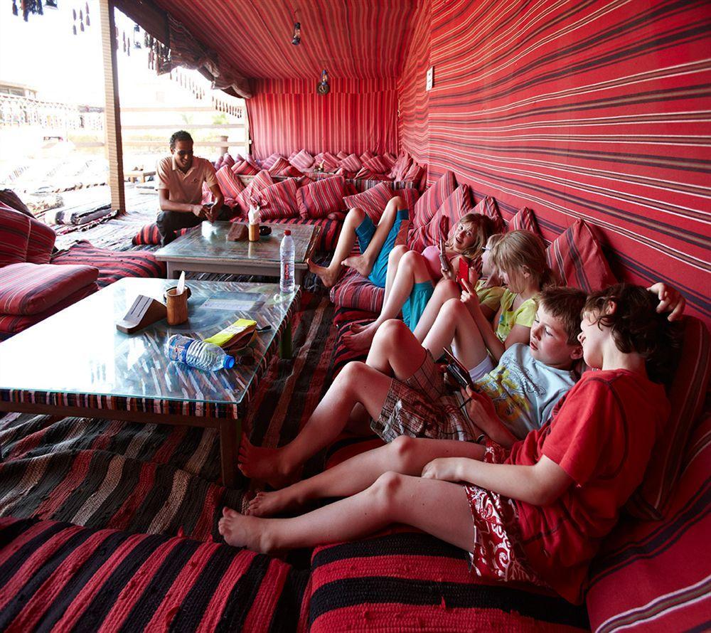 Hostel Mirage Village *