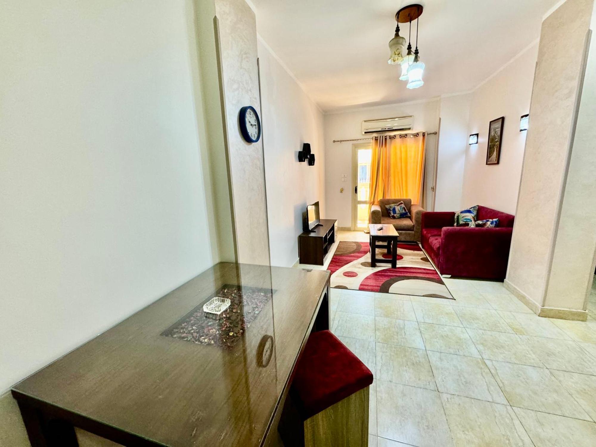 Aparthotel Charbel