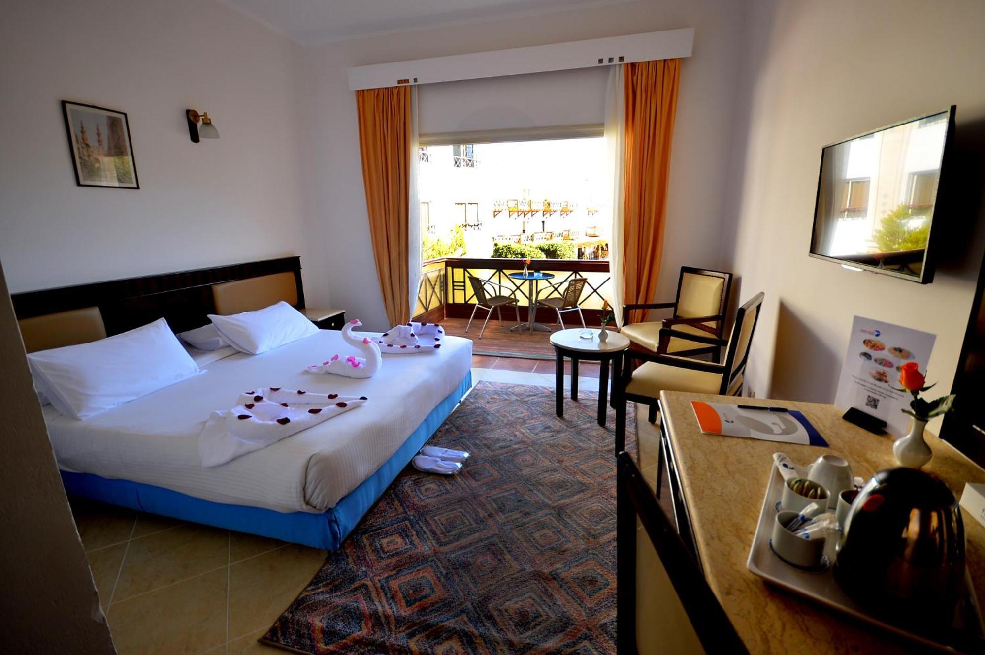 Falcon Naama Star Resort