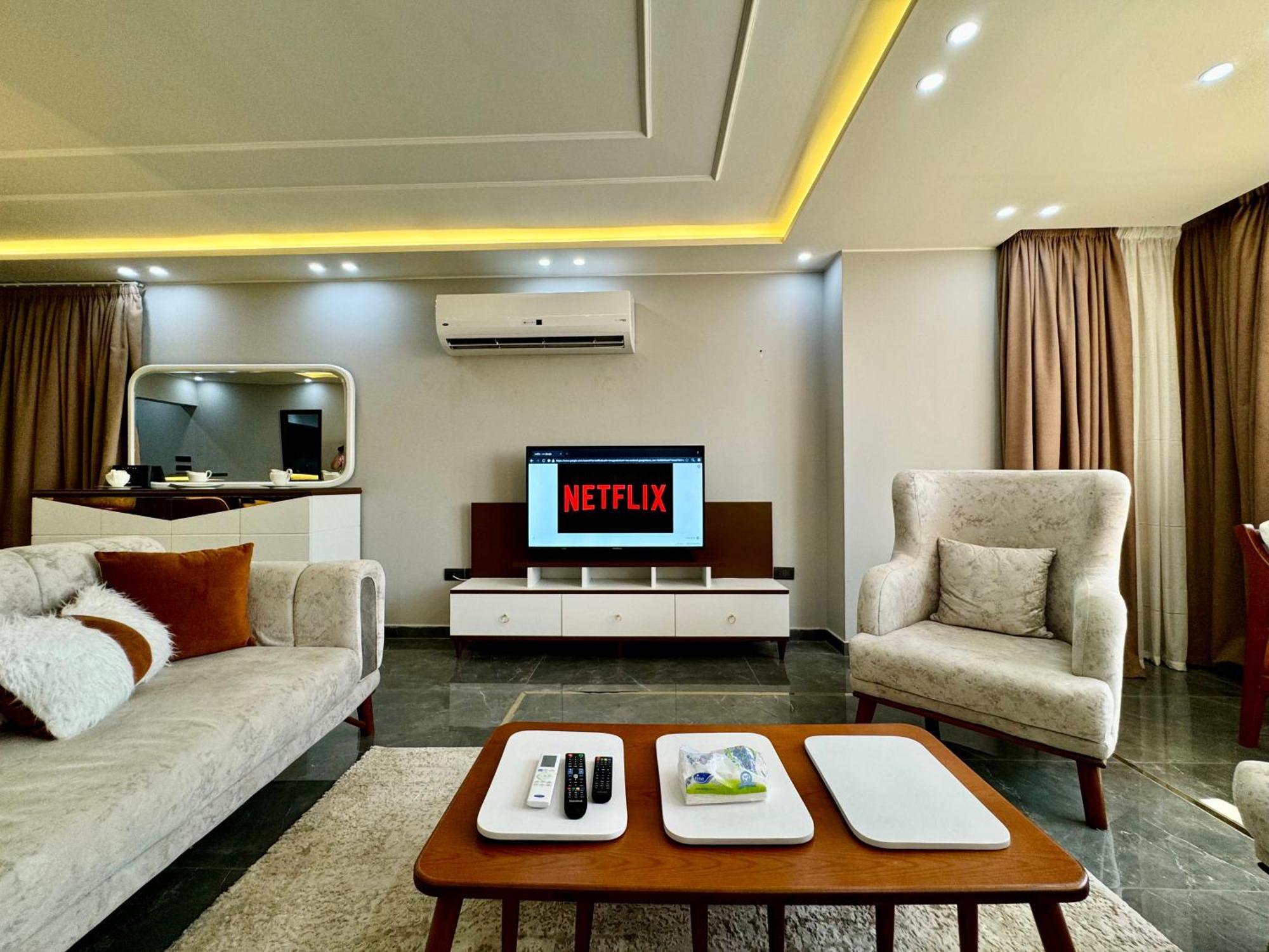 Apartment 2br Luxury Nile View El-maadi *
