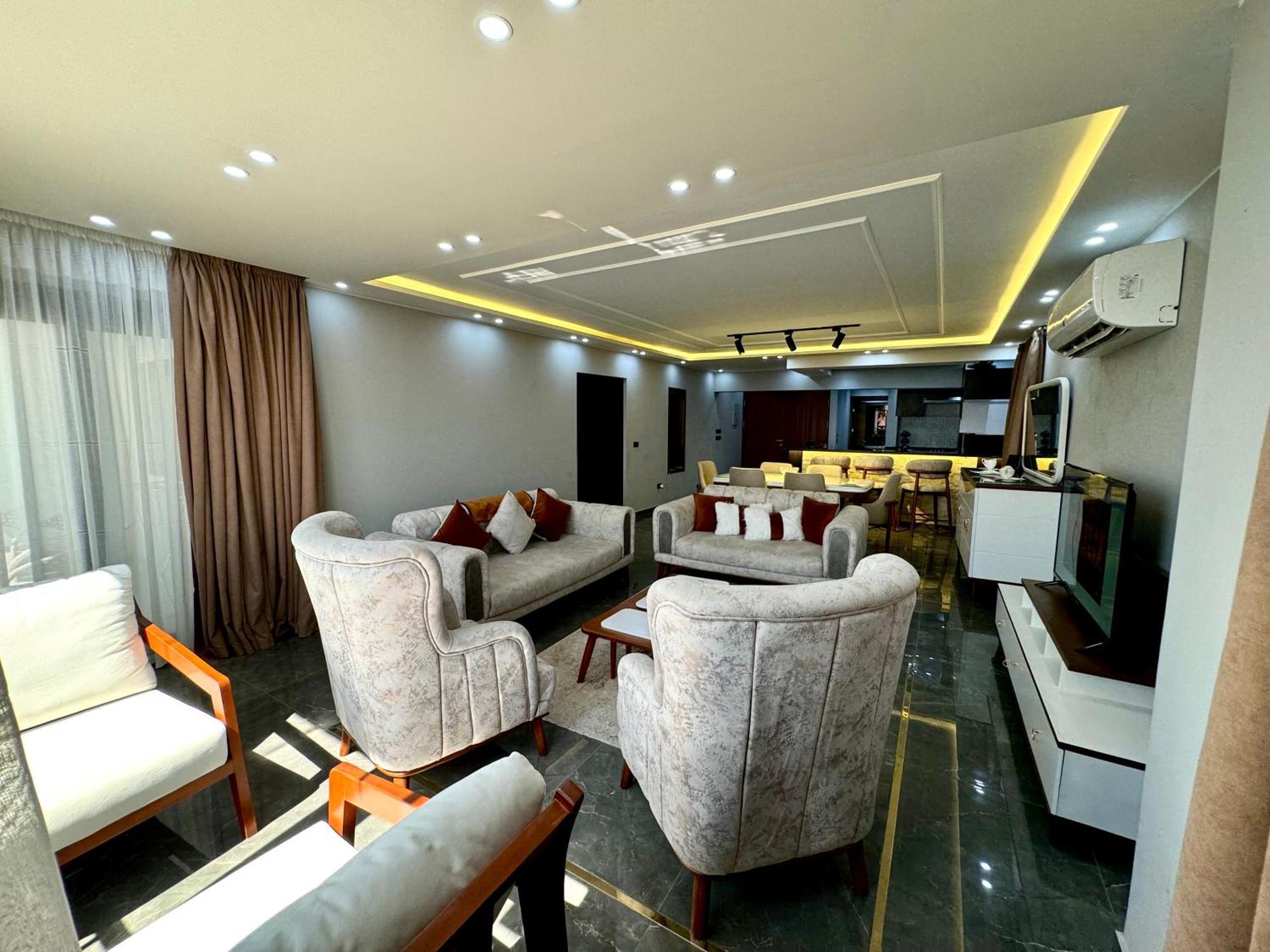 Apartment 2br Luxury Nile View El-maadi Kairo