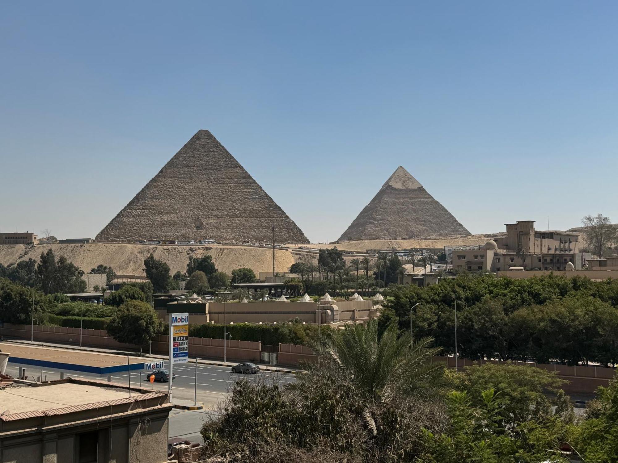 Unique Pyramids View Guest house