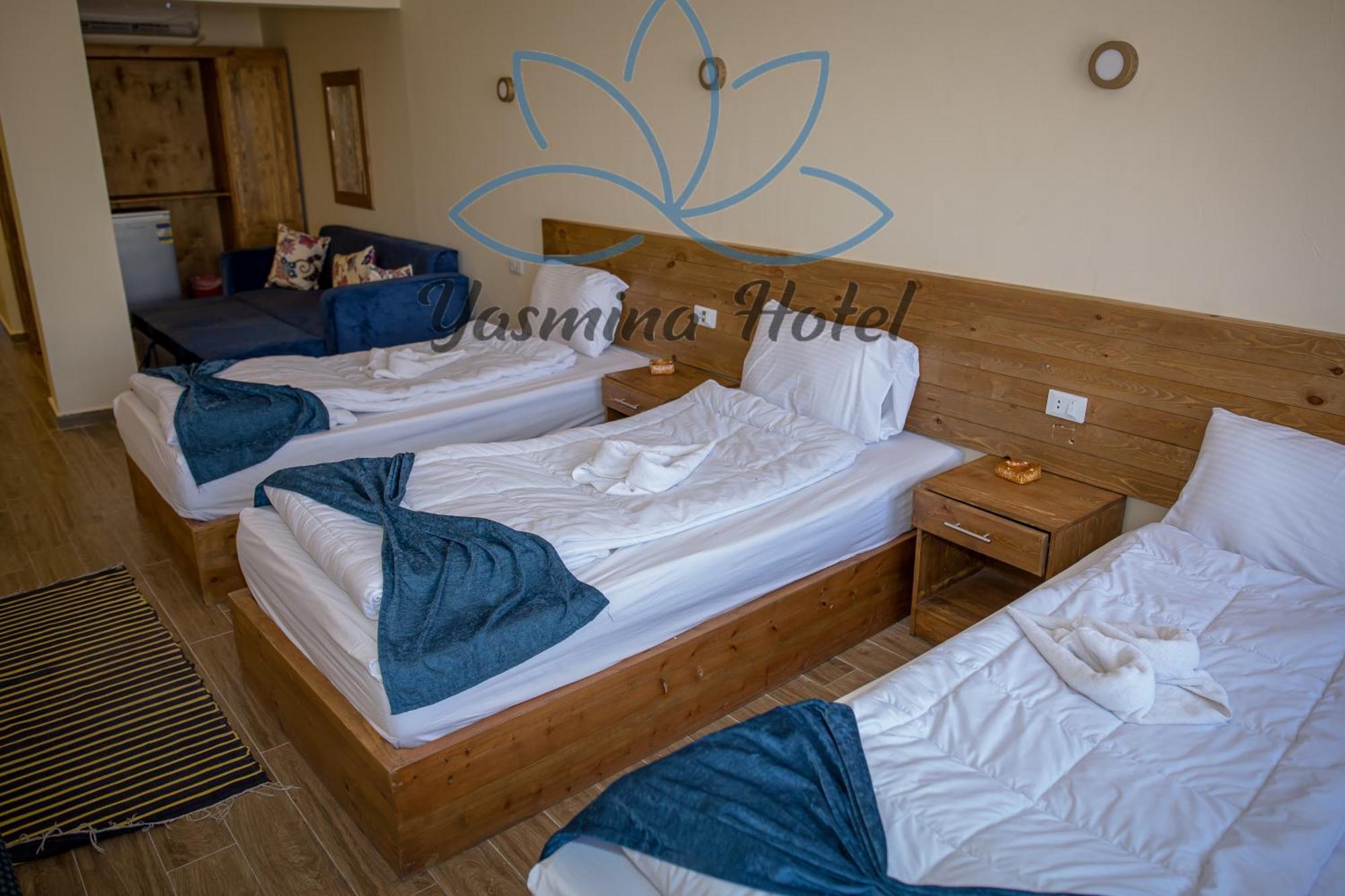 Yassmina Hotel 3*