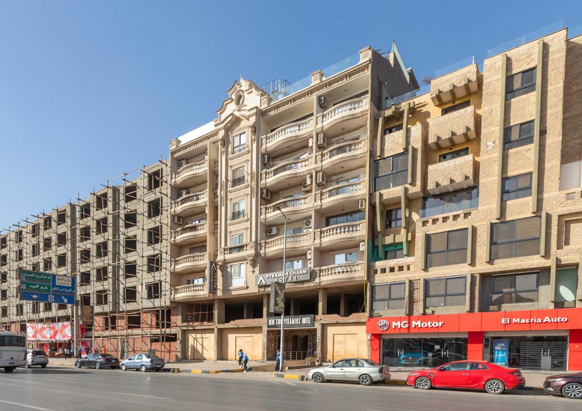 New Top Pyramids Hotel