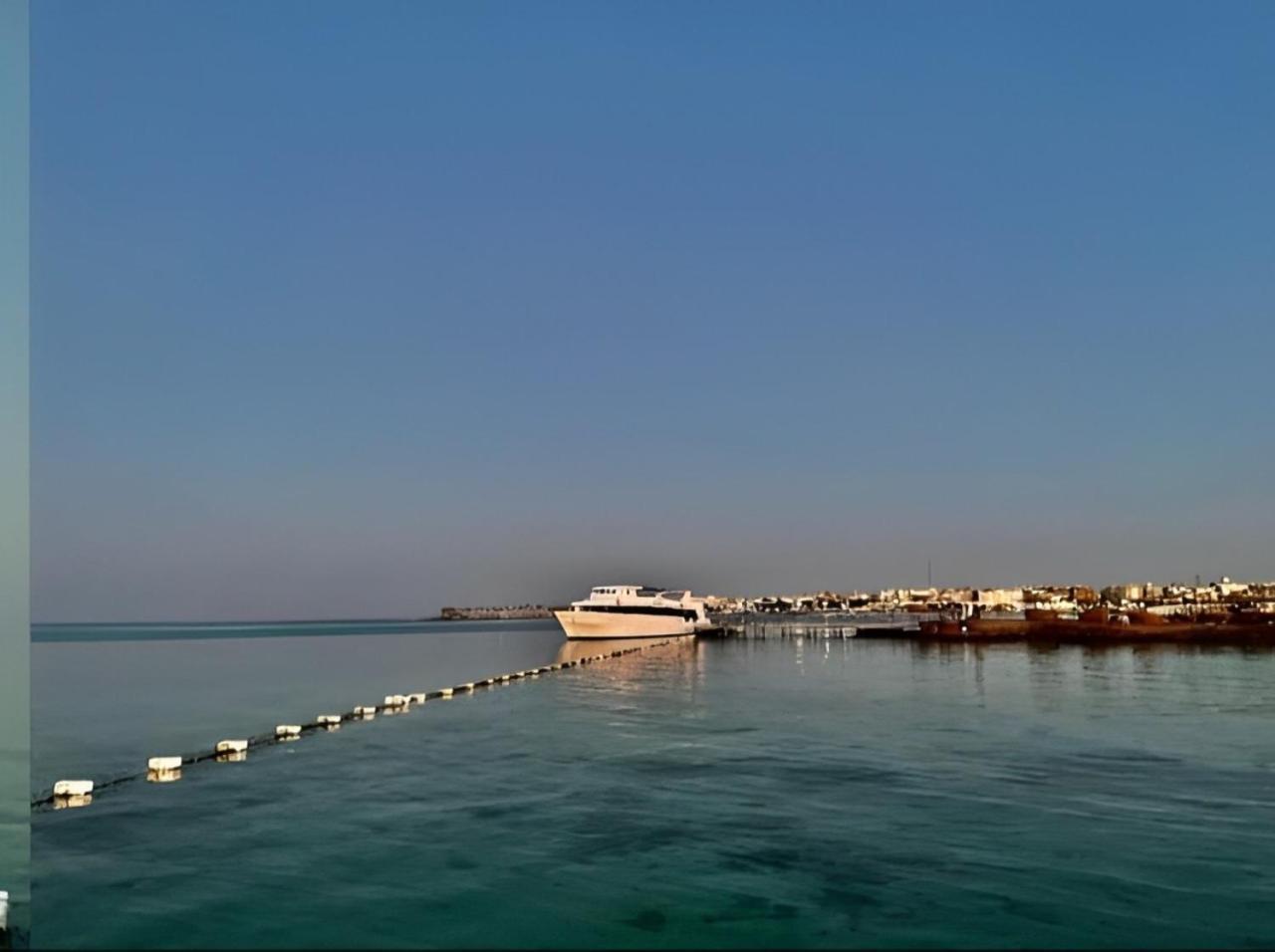 Hotel Al-dora 3*