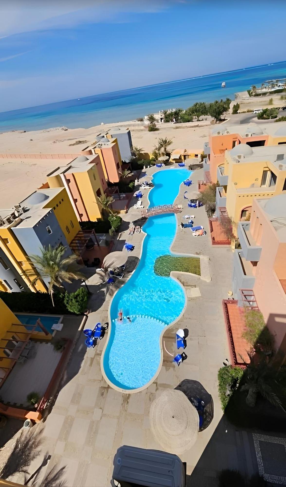 Hotel Al-dora 3*