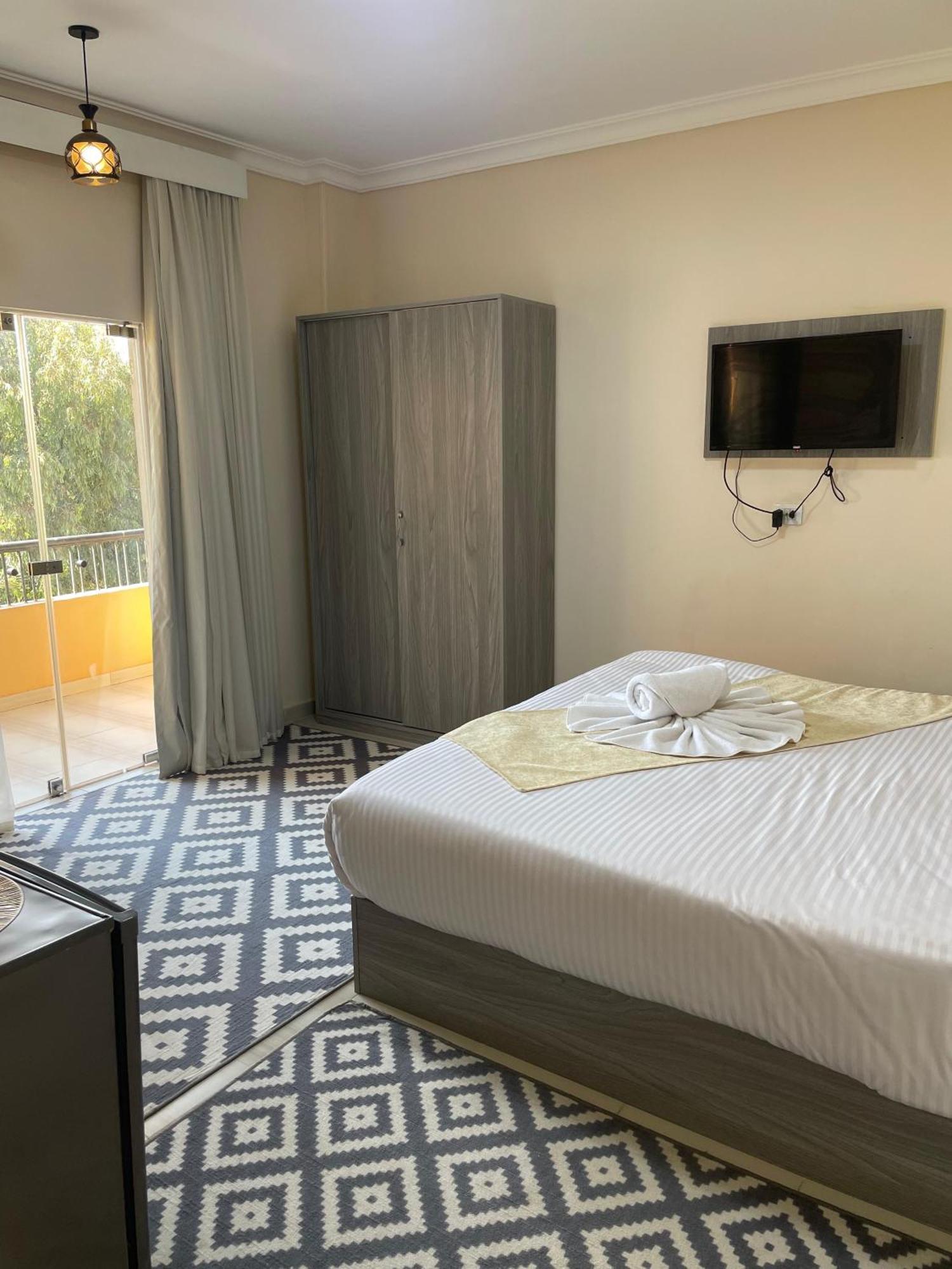 Hotel Glamour Pyramids View Kafret el-Gabal