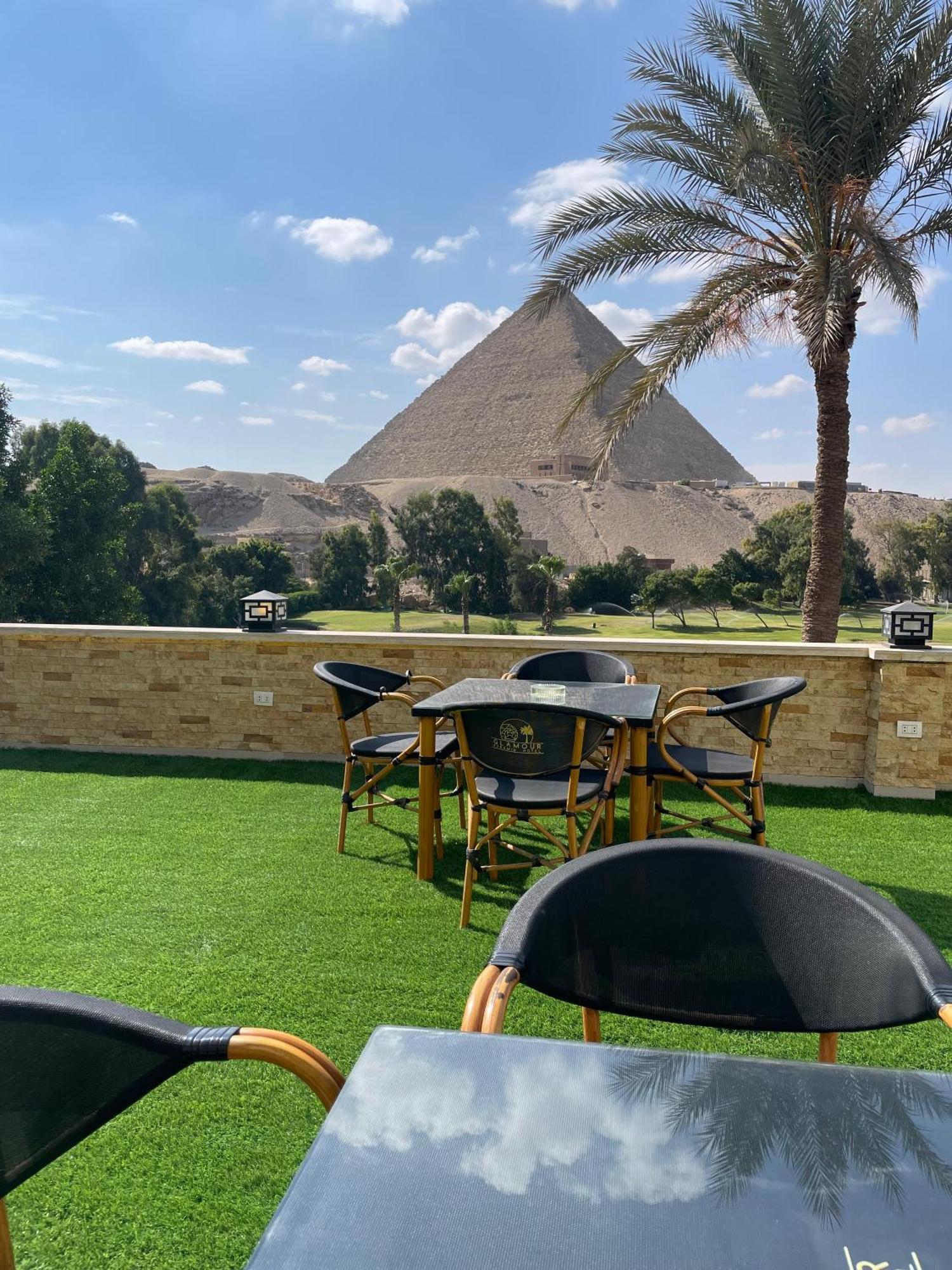 Glamour Pyramids View Hotel