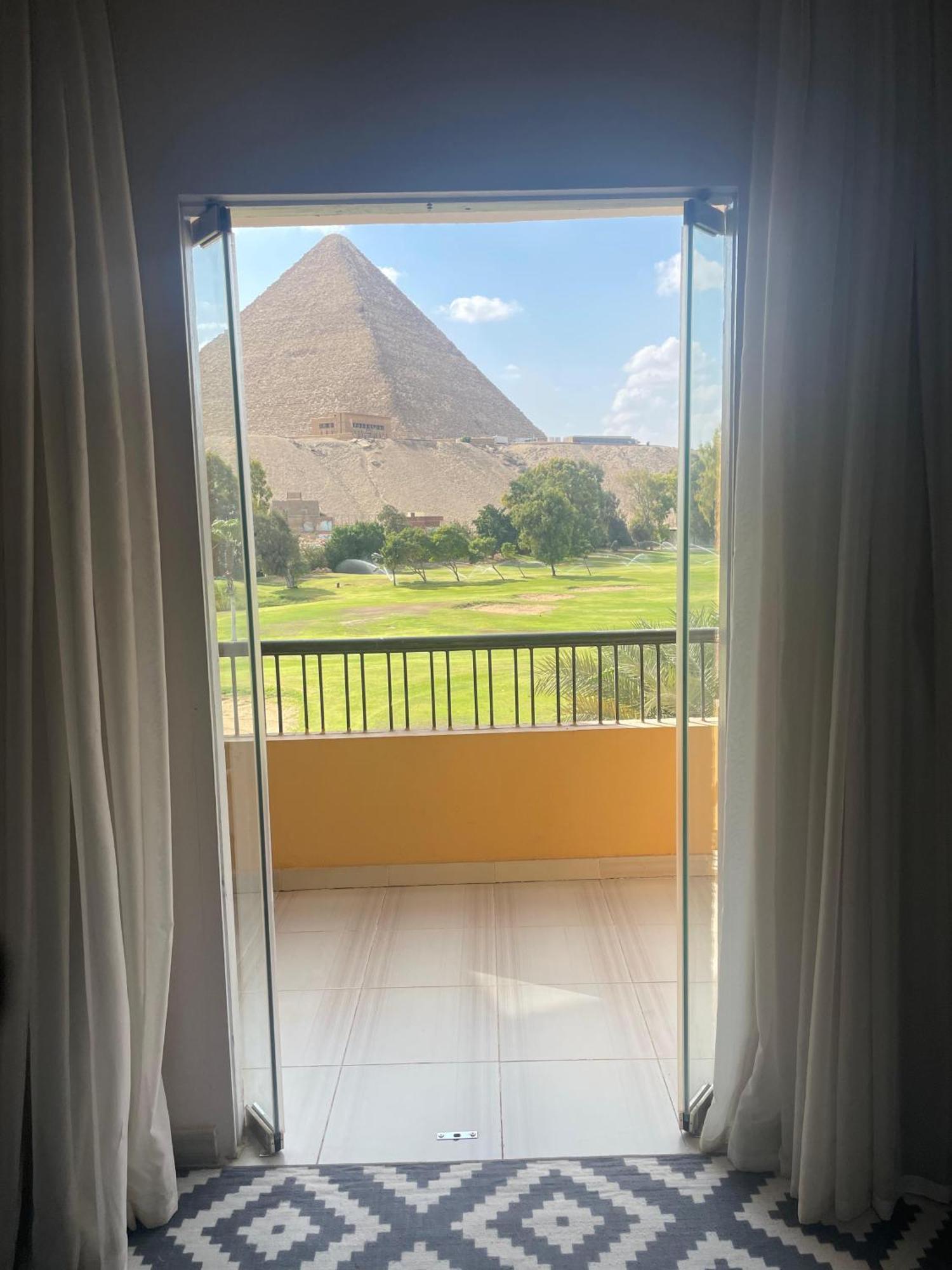 Glamour Pyramids View