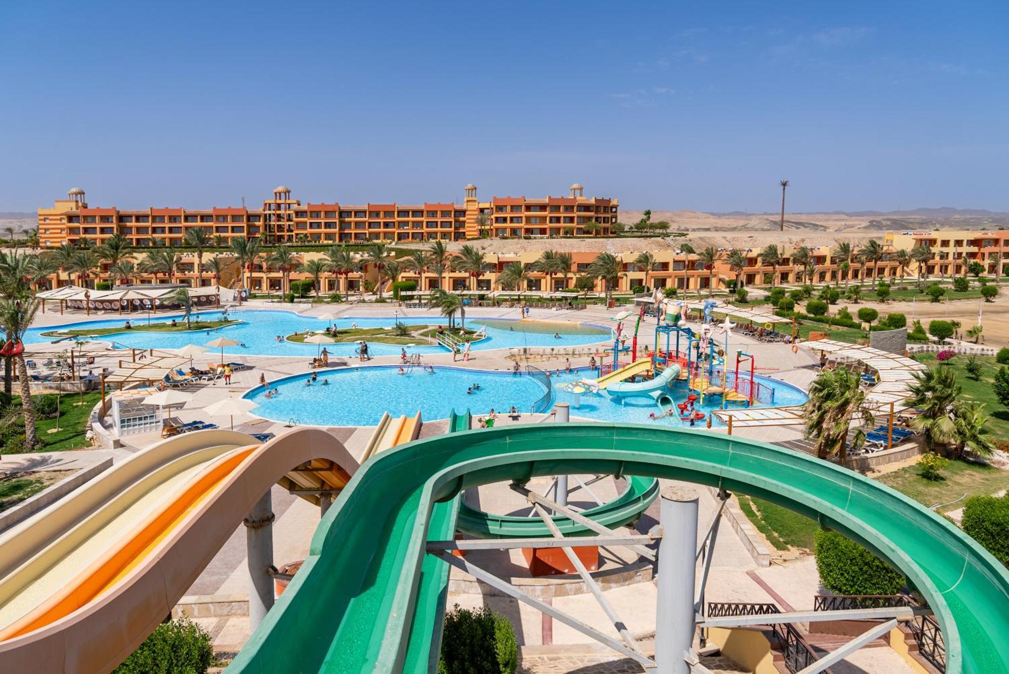 Malikia Abu Dabbab Resort 5*