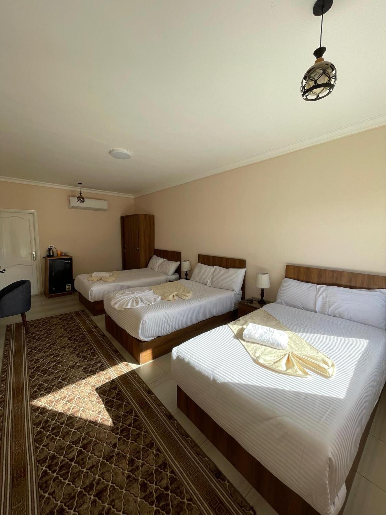 Glamour Pyramids View 3* Kafret el-Gabal