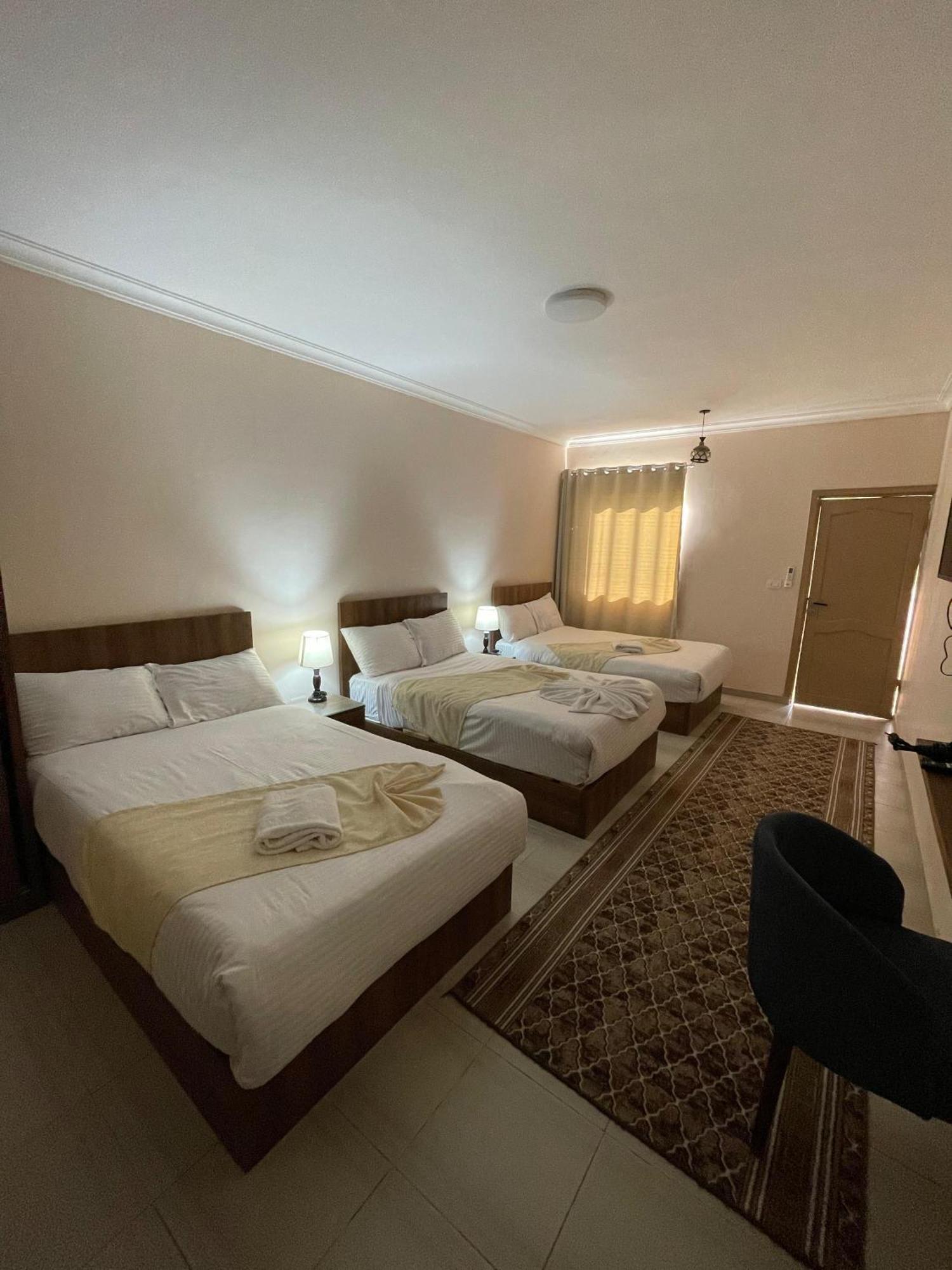Glamour Pyramids View Hotel