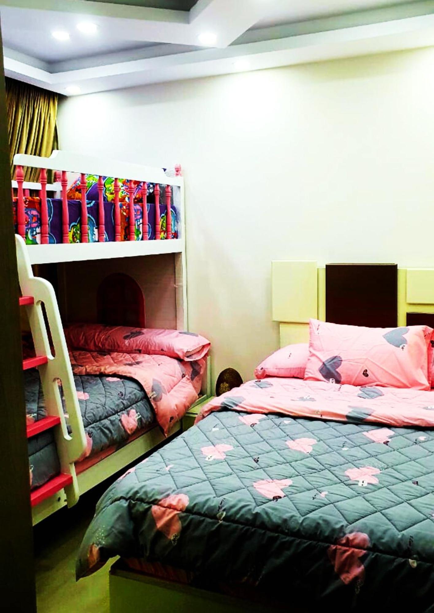 Otel Luxury Hills 4*