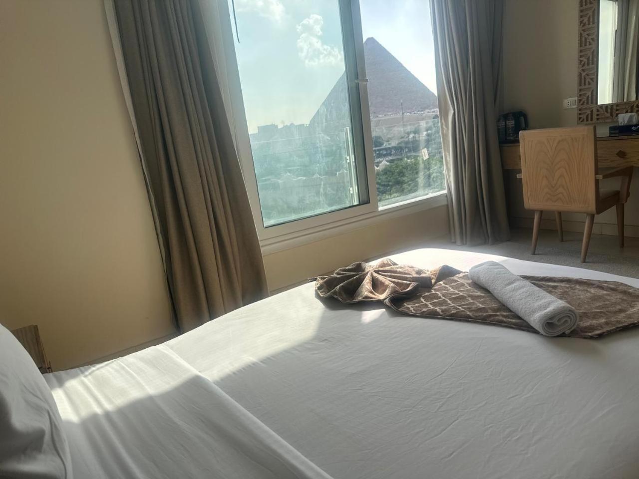 Hotel Doudou Pyramids View