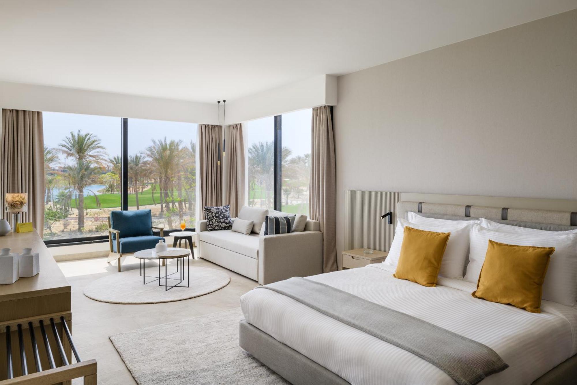 The G Einbay Golf Hotel