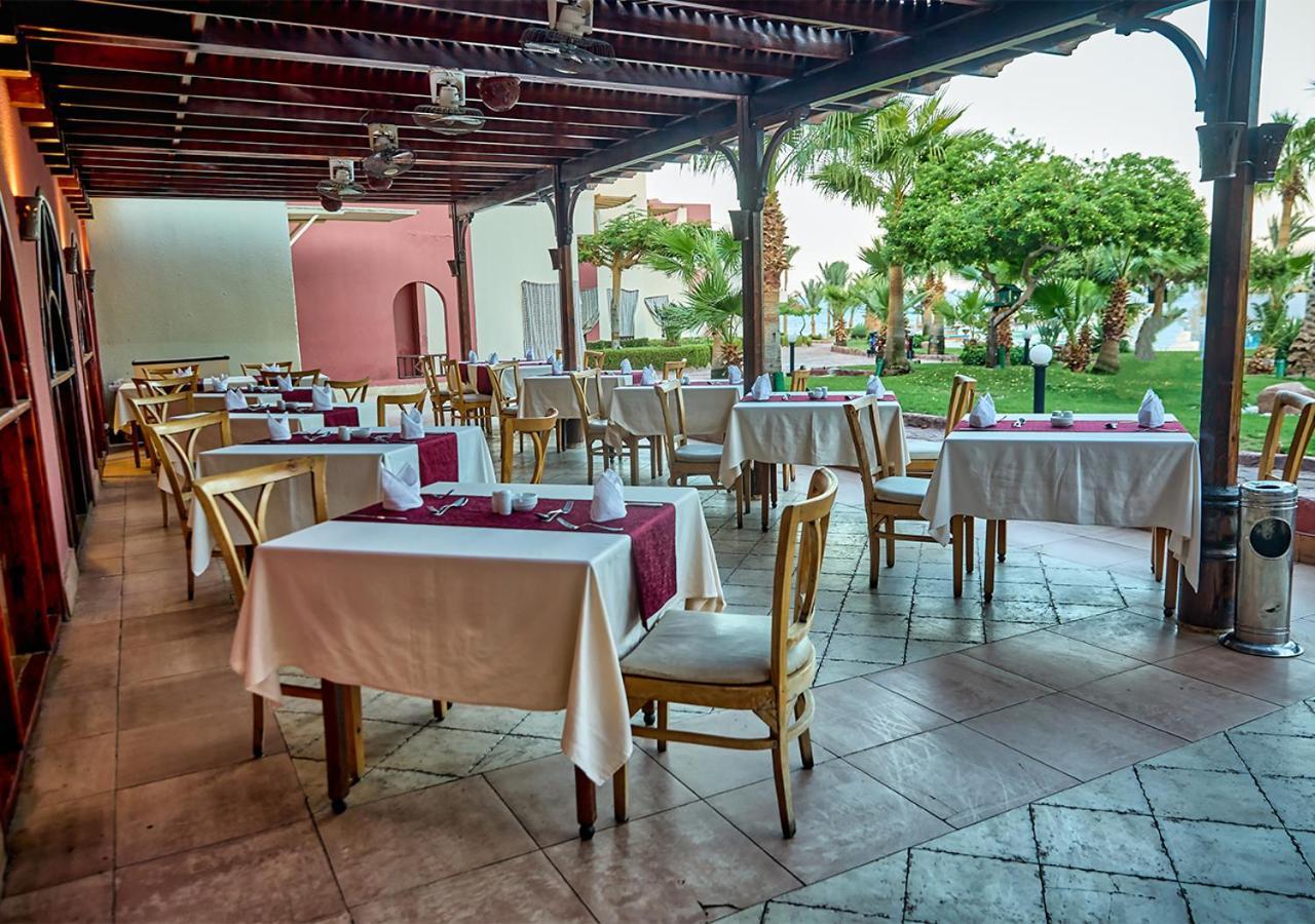 Resort Tropitel Oasis