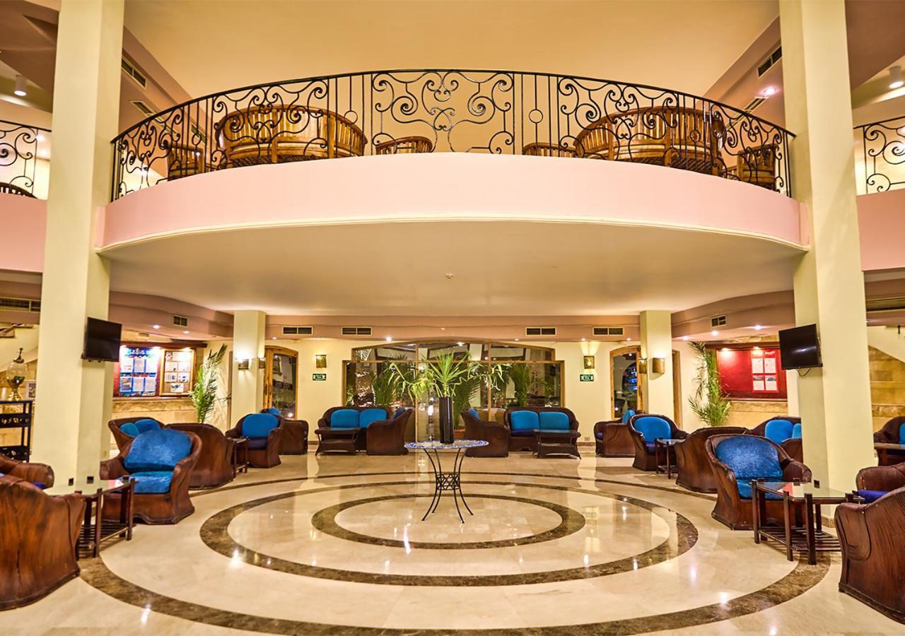 Resort Tropitel Oasis 4*