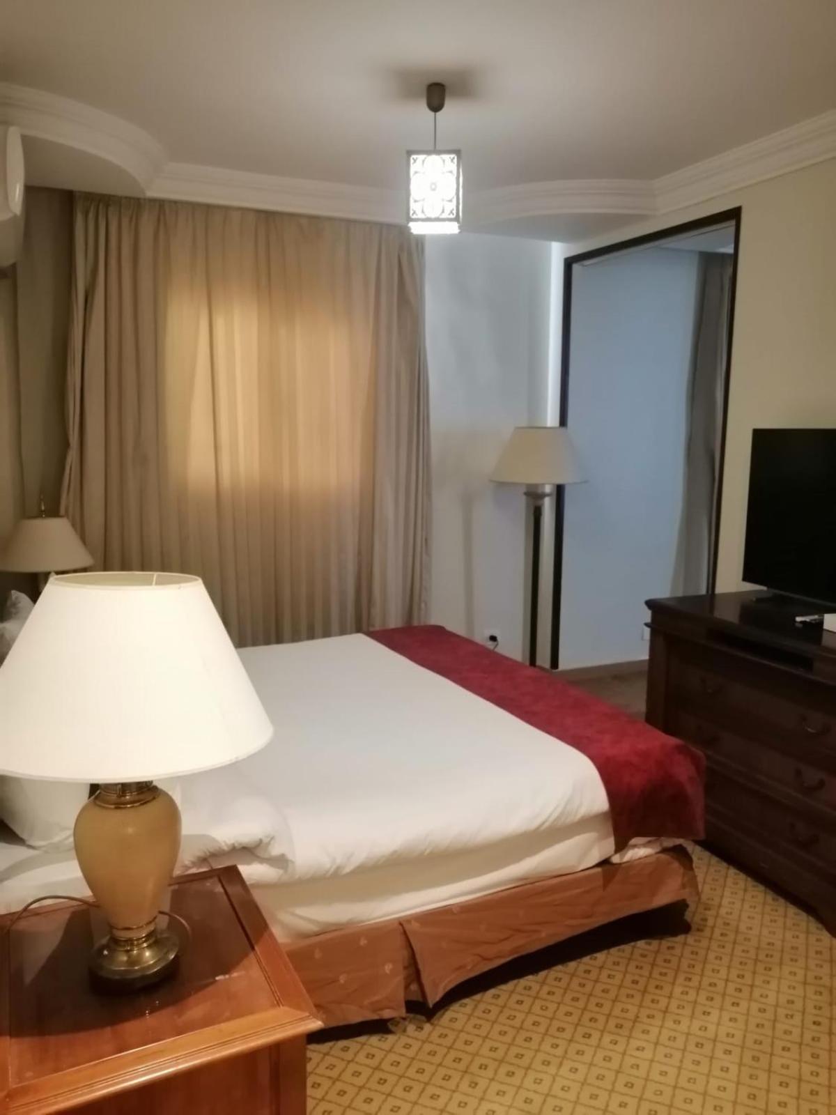 Pyramids Tower Hotel 3*