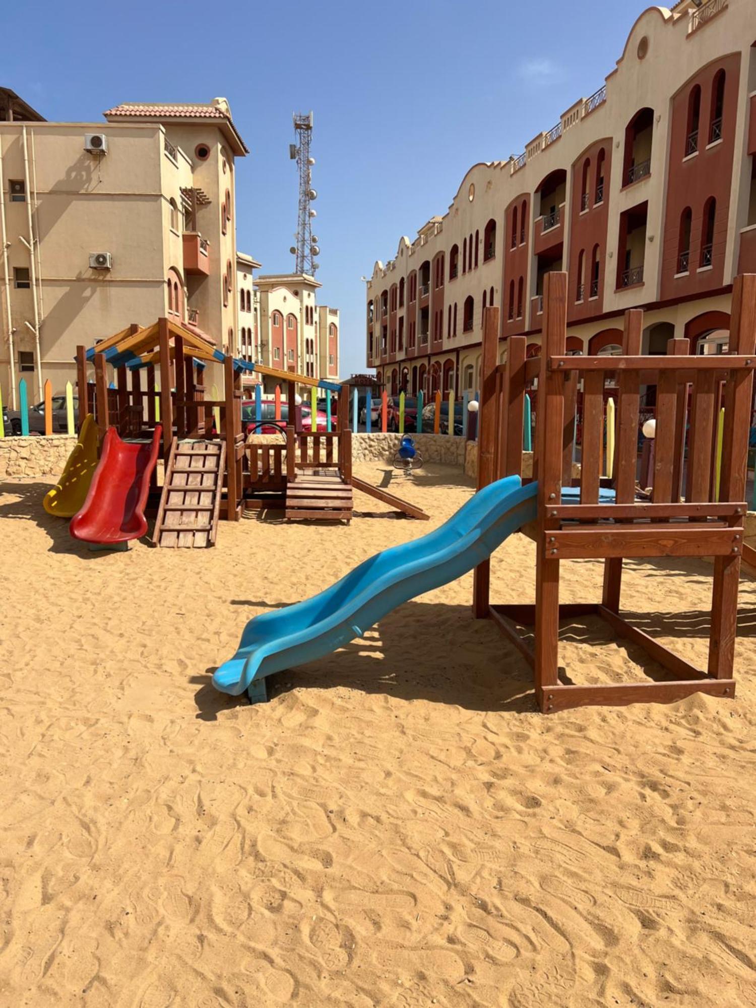 La Sirena Double With Mountain View, Families And Couples Only, Extra Of 180 Egyptian Pounds Per Adult Person Per ,to Be Paid To The Hotel