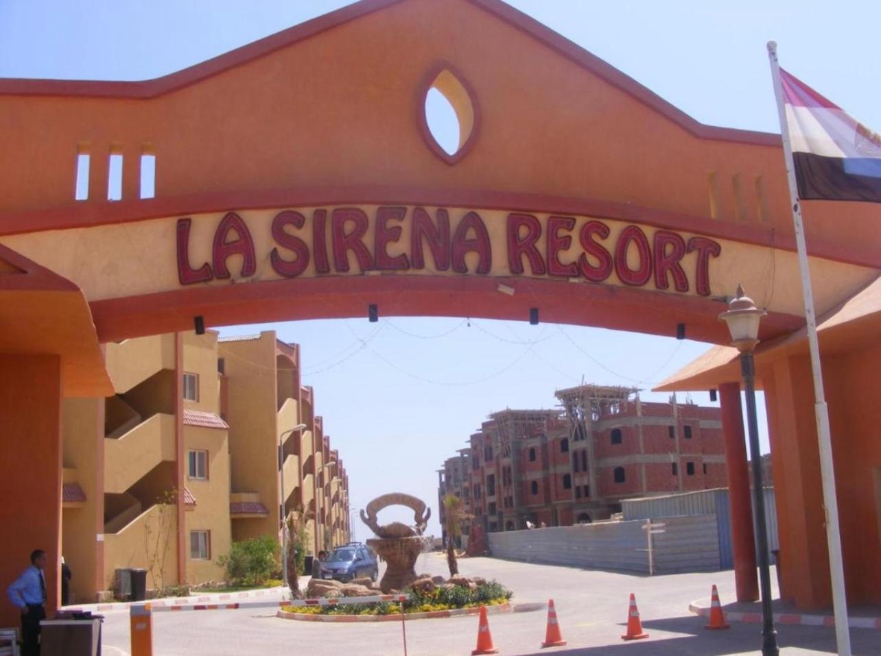 Hotel La Sirena Double With Mountain View, Families And Couples Only, Extra Of 180 Egyptian Pounds Per Adult Person Per ,to Be Paid To The 3*