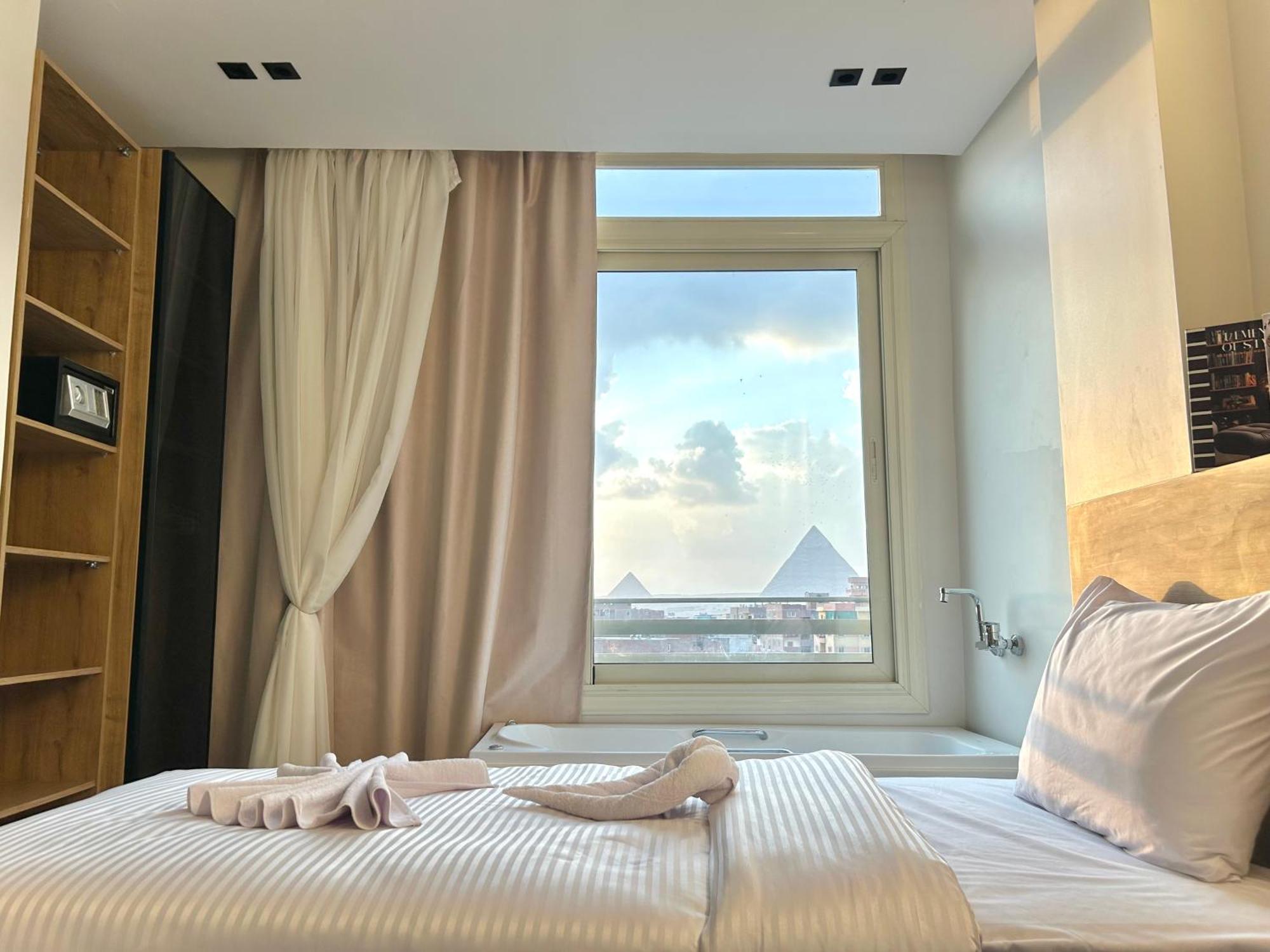 Rixoss Tower Pyramids View Aparthotel