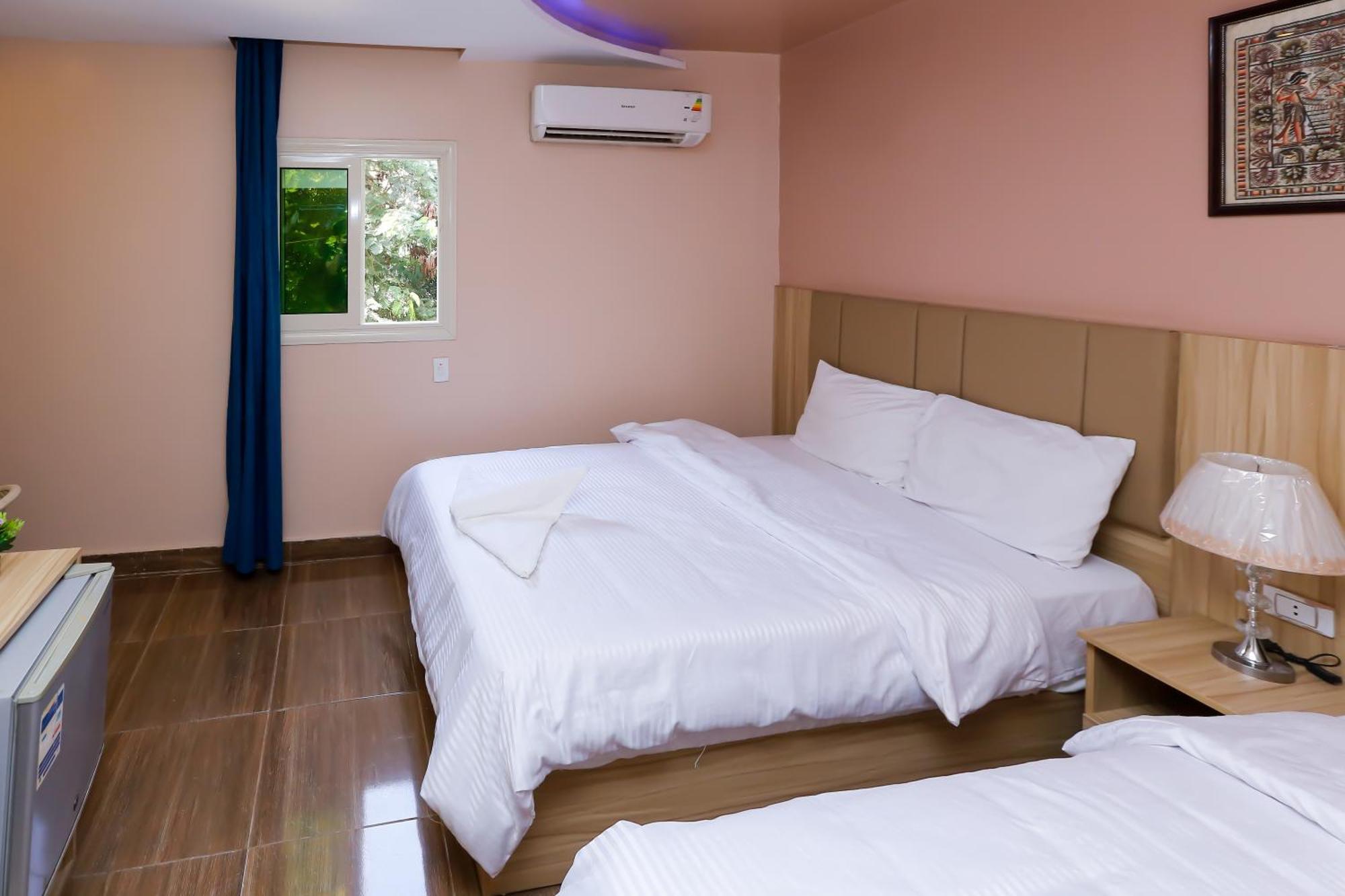Pyramids Express View Hotel 3*