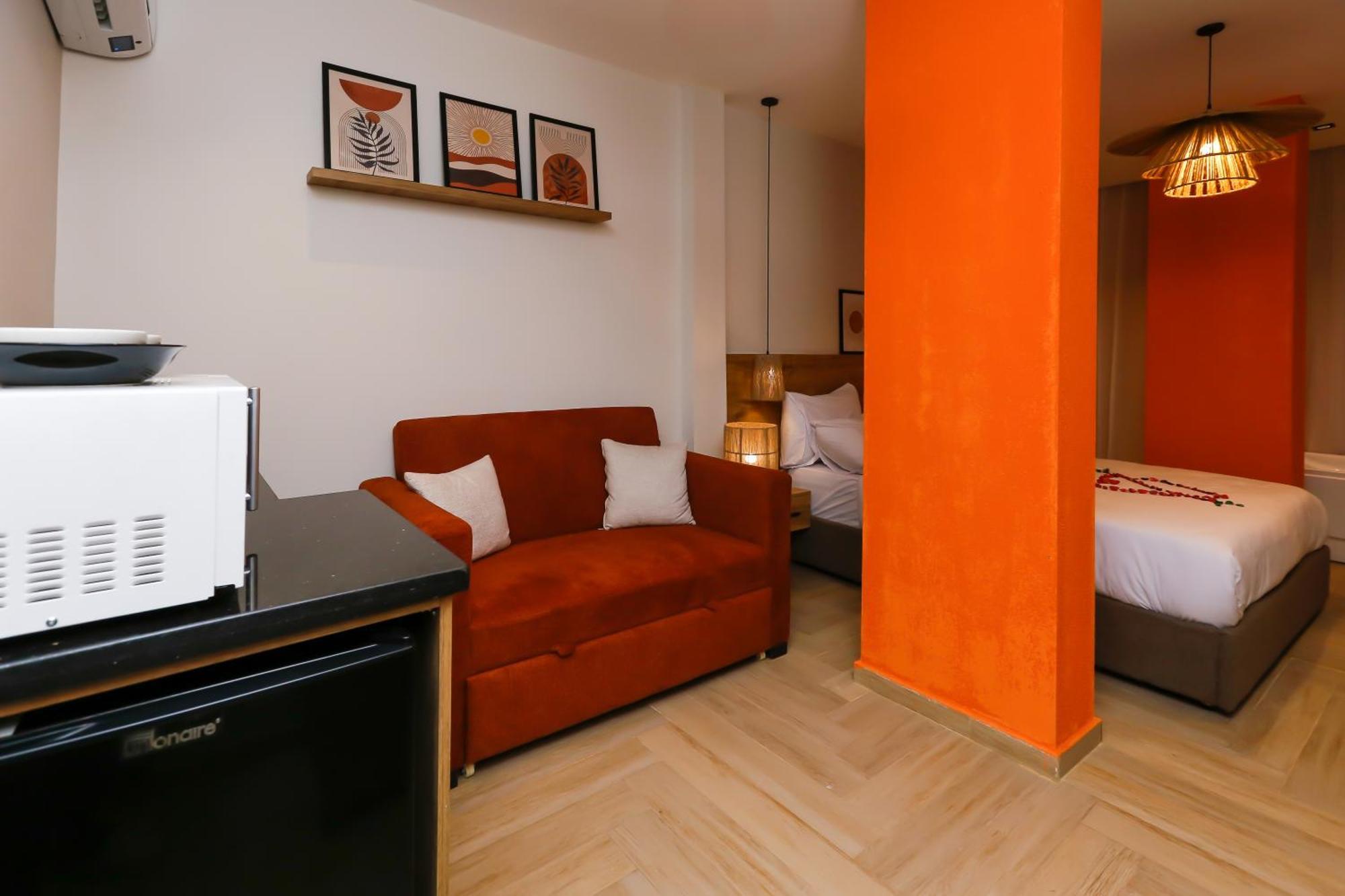 Aparthotel Rixoss Tower Pyramids View