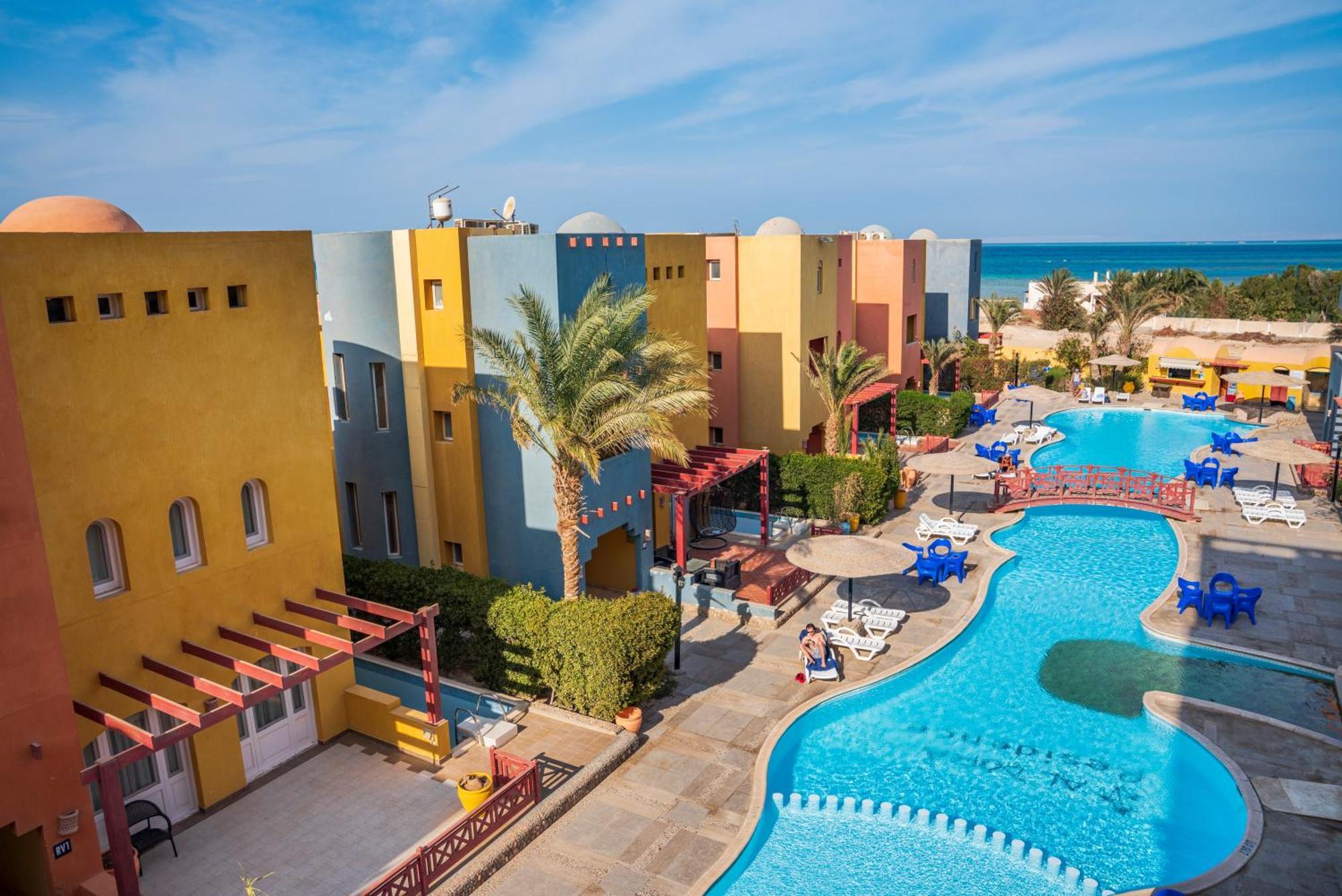Hotel Al-dora 3*