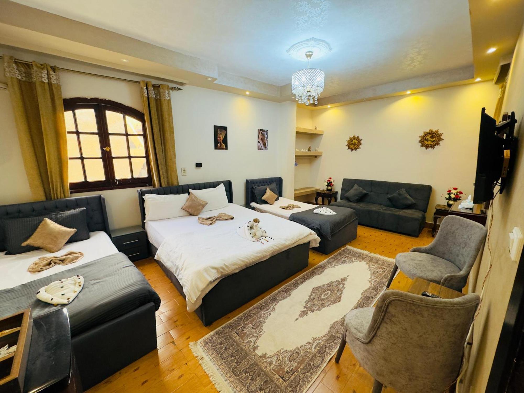 Yoya Pyramids Guest house Cairo