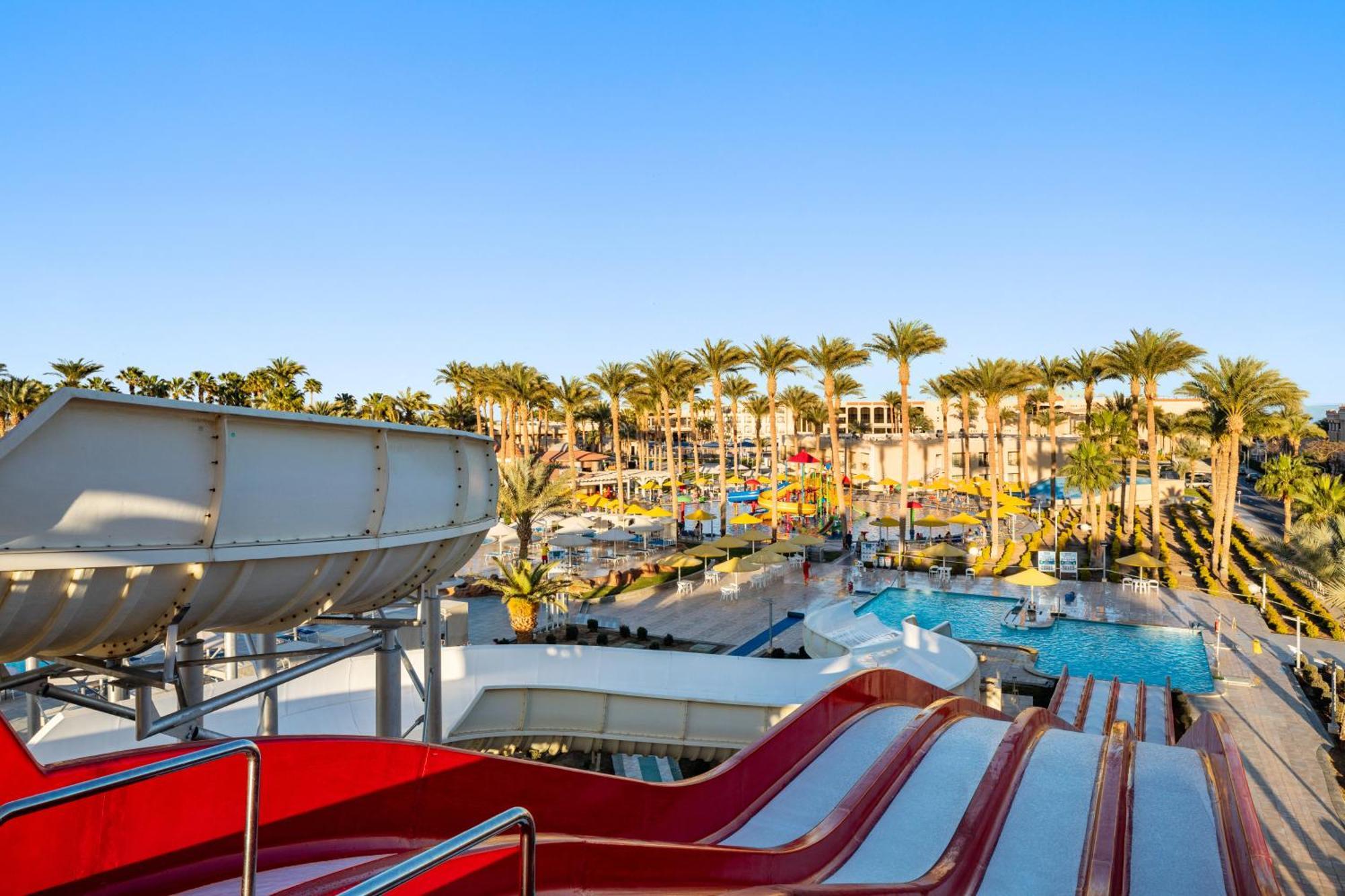 Albatros The Club - Aqua Park Resort 4*