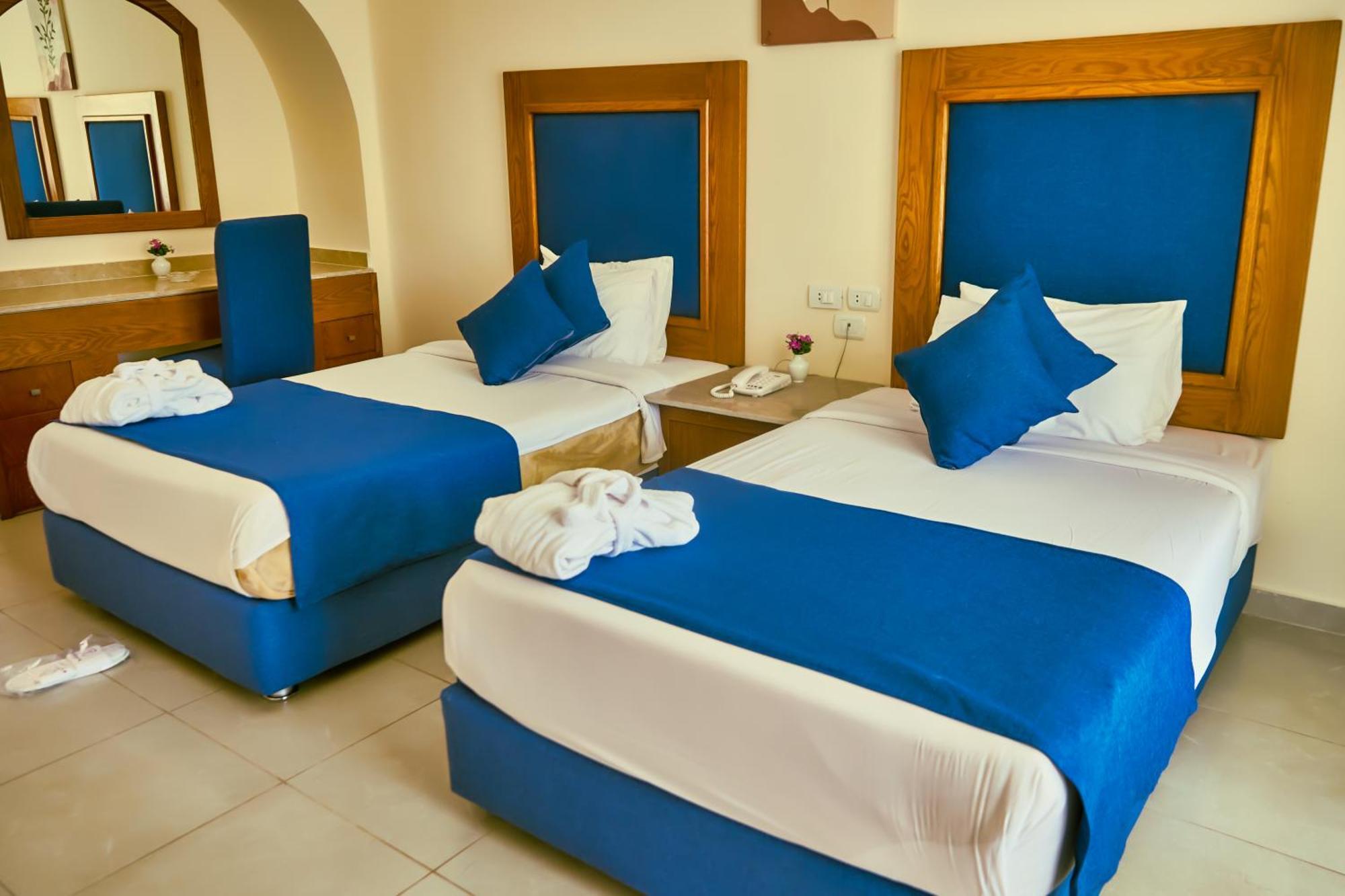 Tropitel Oasis Resort 4*