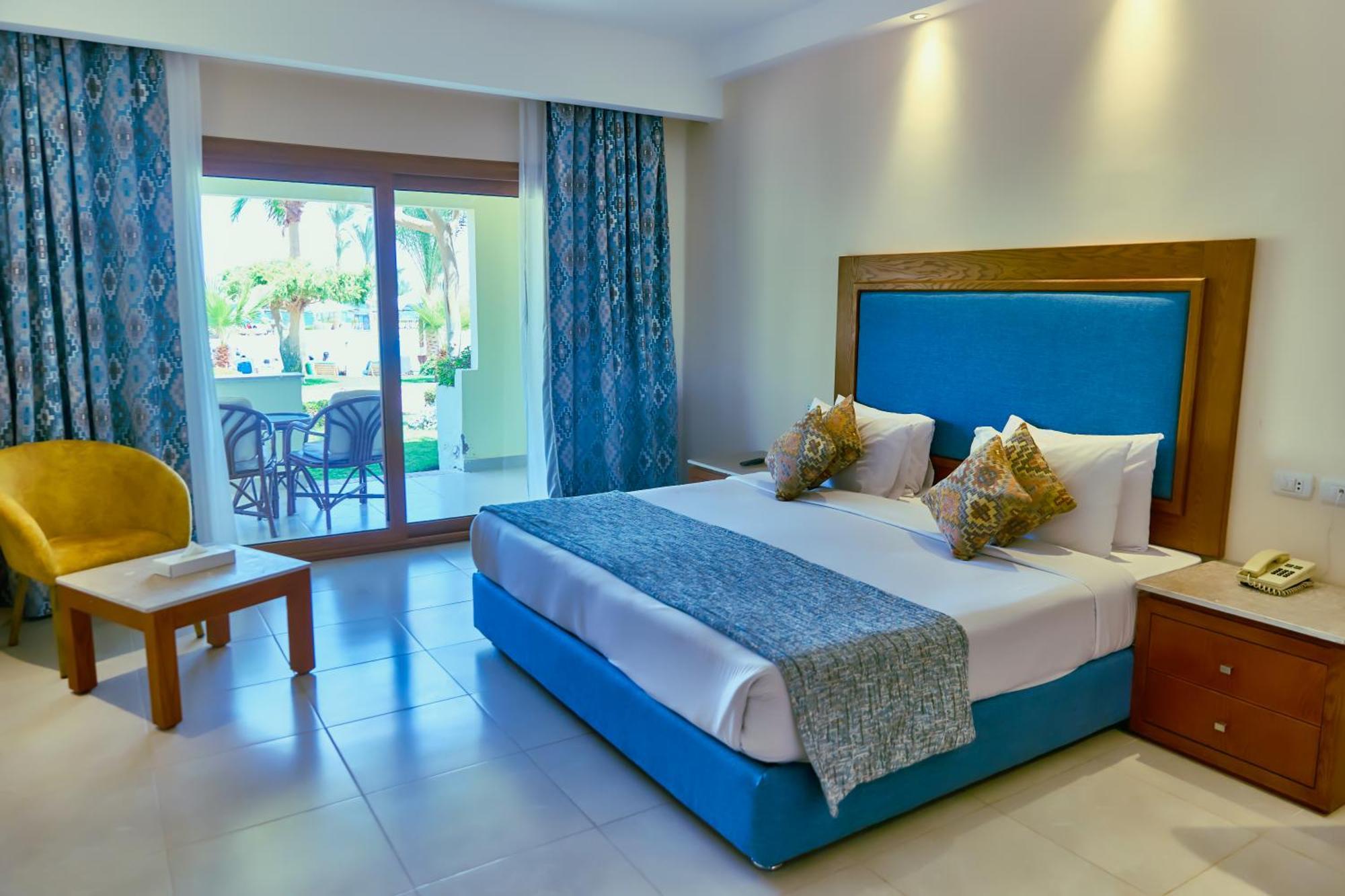 Resort Tropitel Oasis 4*