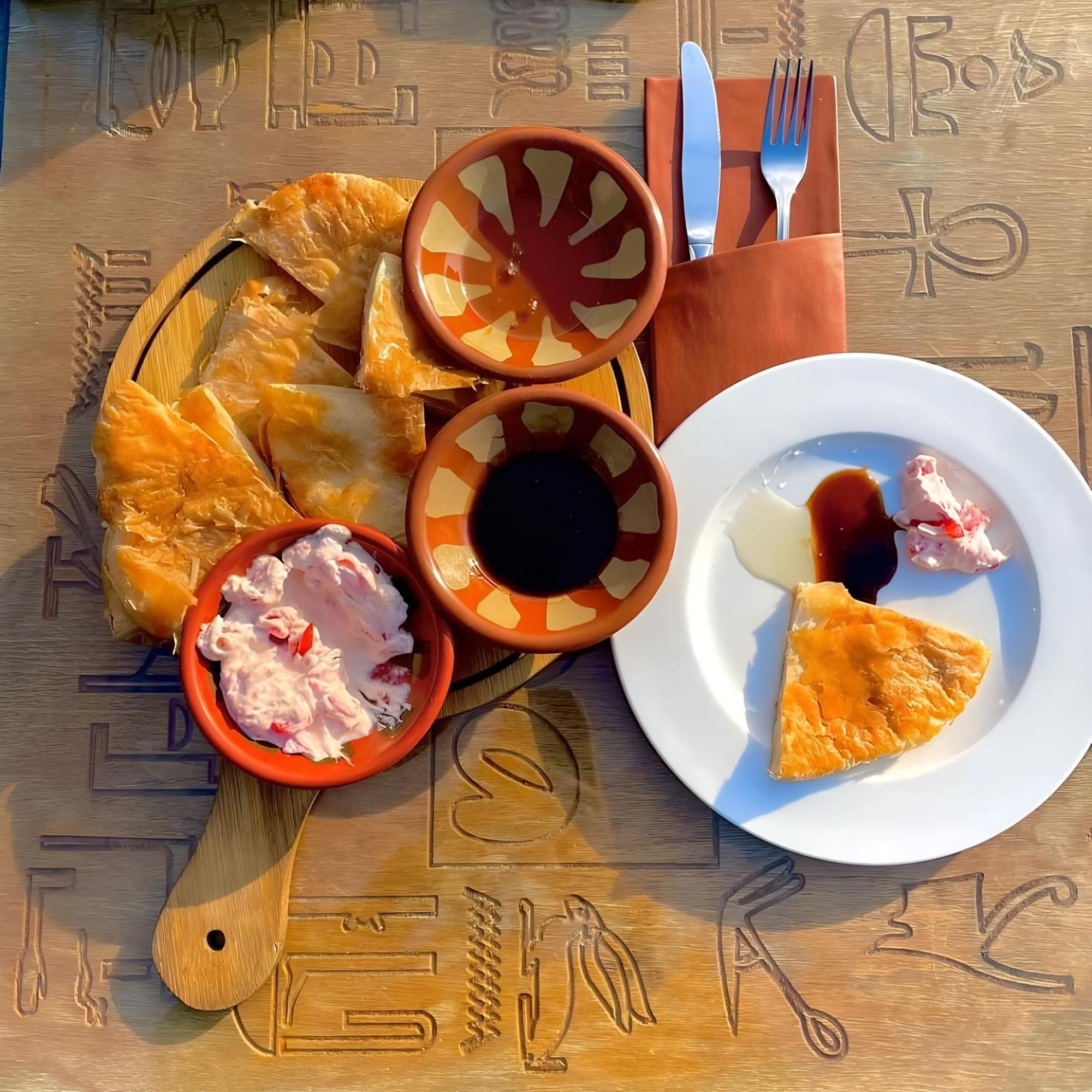 Premium Pyramids Hotel Kafrat al Jabal