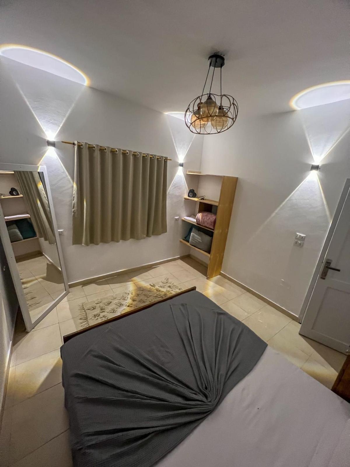 American House Apartment